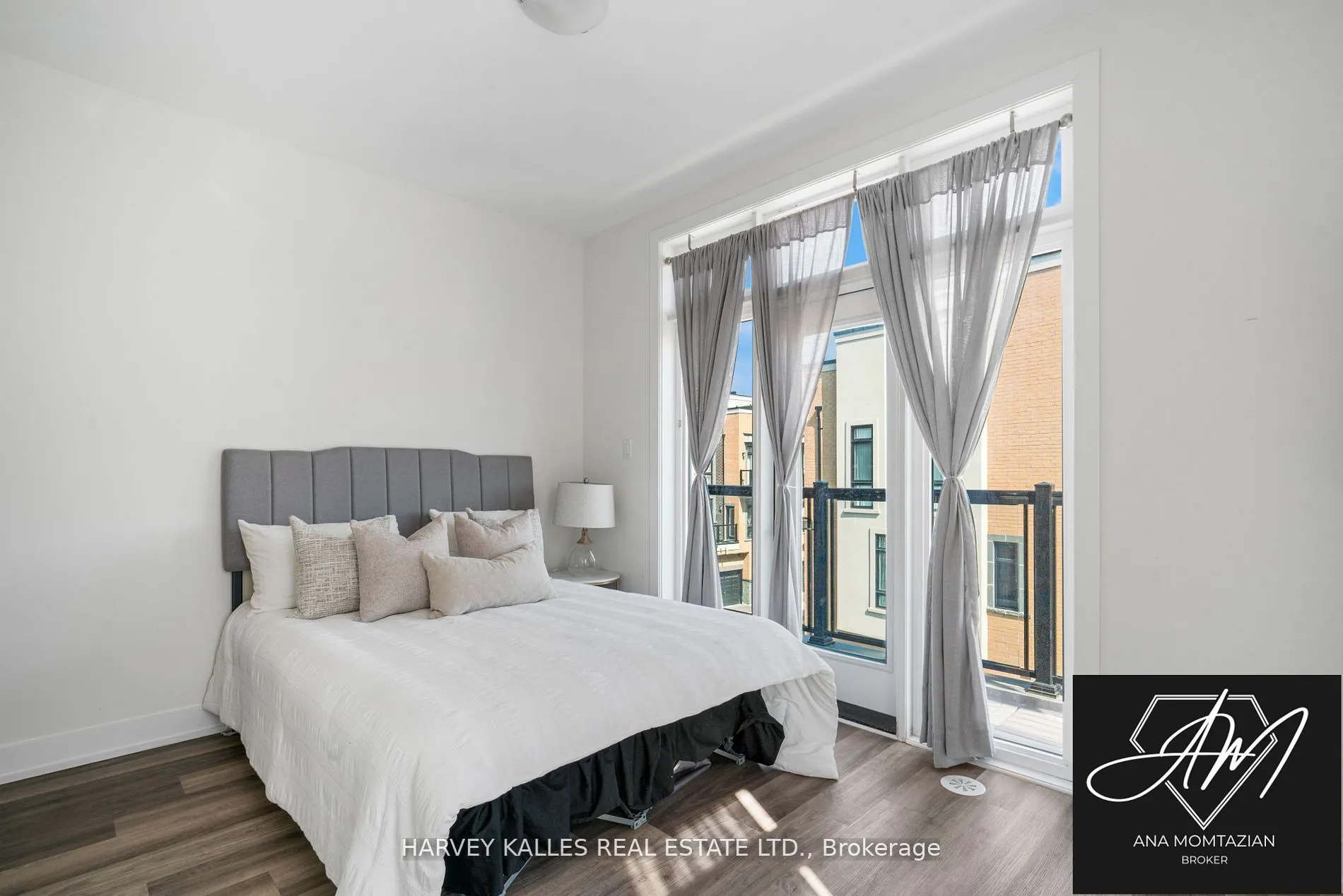 9 Phelps Lane, #270