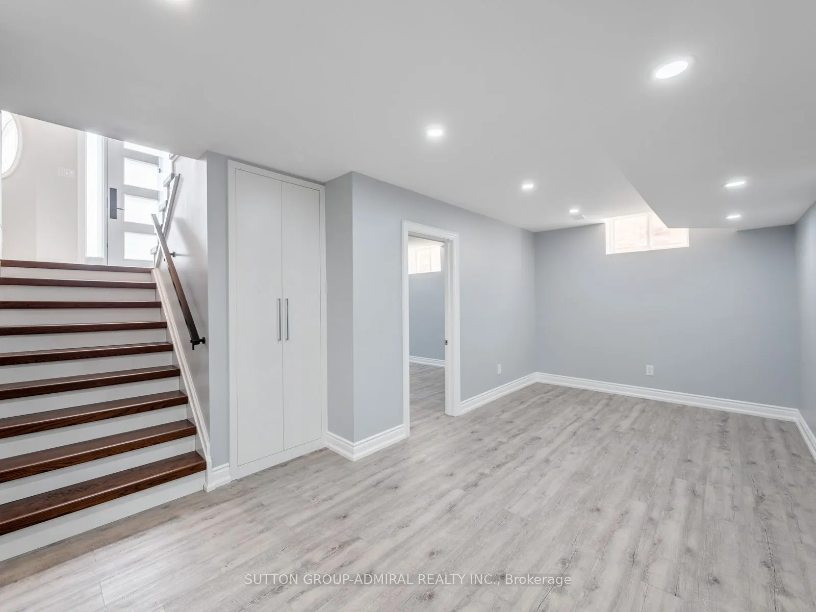 62 Gardiner Drive