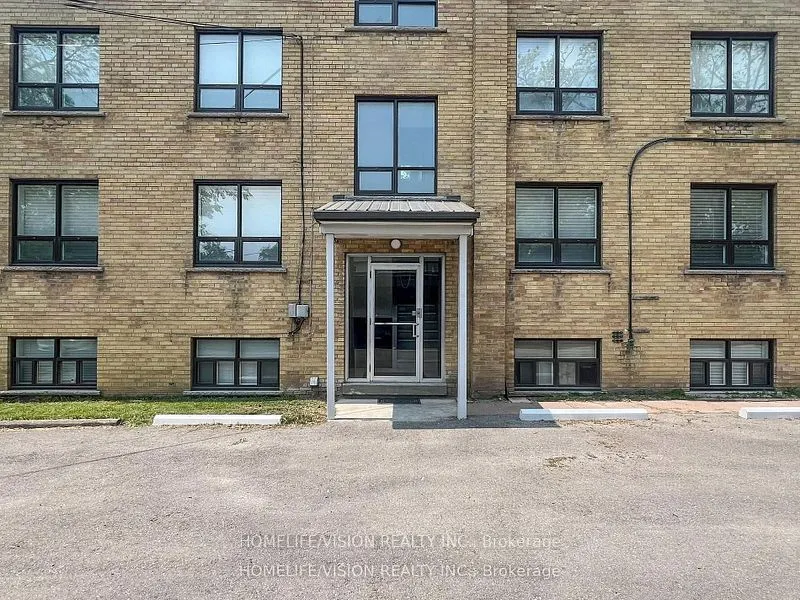 9901 Yonge Street, #3