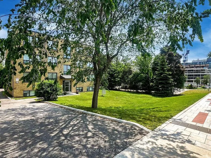 9901 Yonge Street, #3