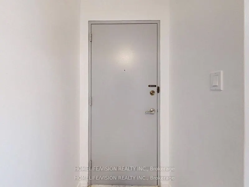 9901 Yonge Street, #3