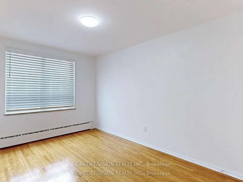 9901 Yonge Street, #3