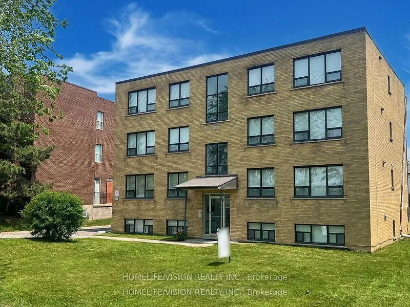 9901 Yonge Street, #3