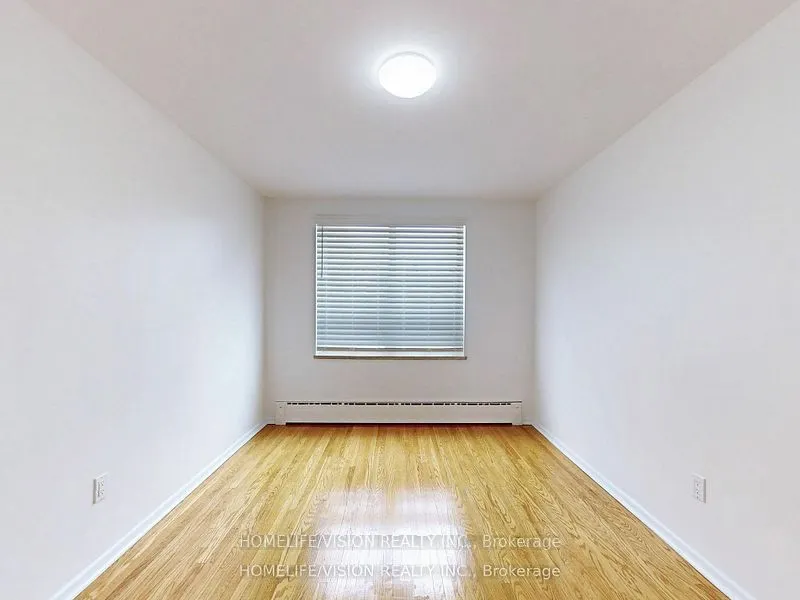 9901 Yonge Street, #3
