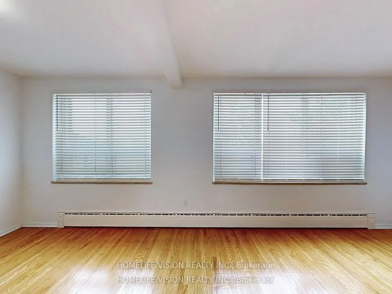 9901 Yonge Street, #3