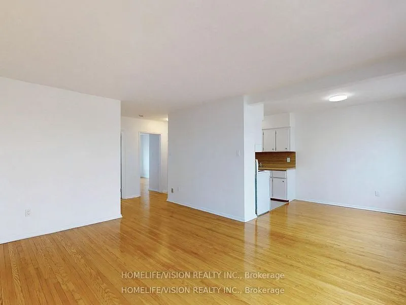 9901 Yonge Street, #3