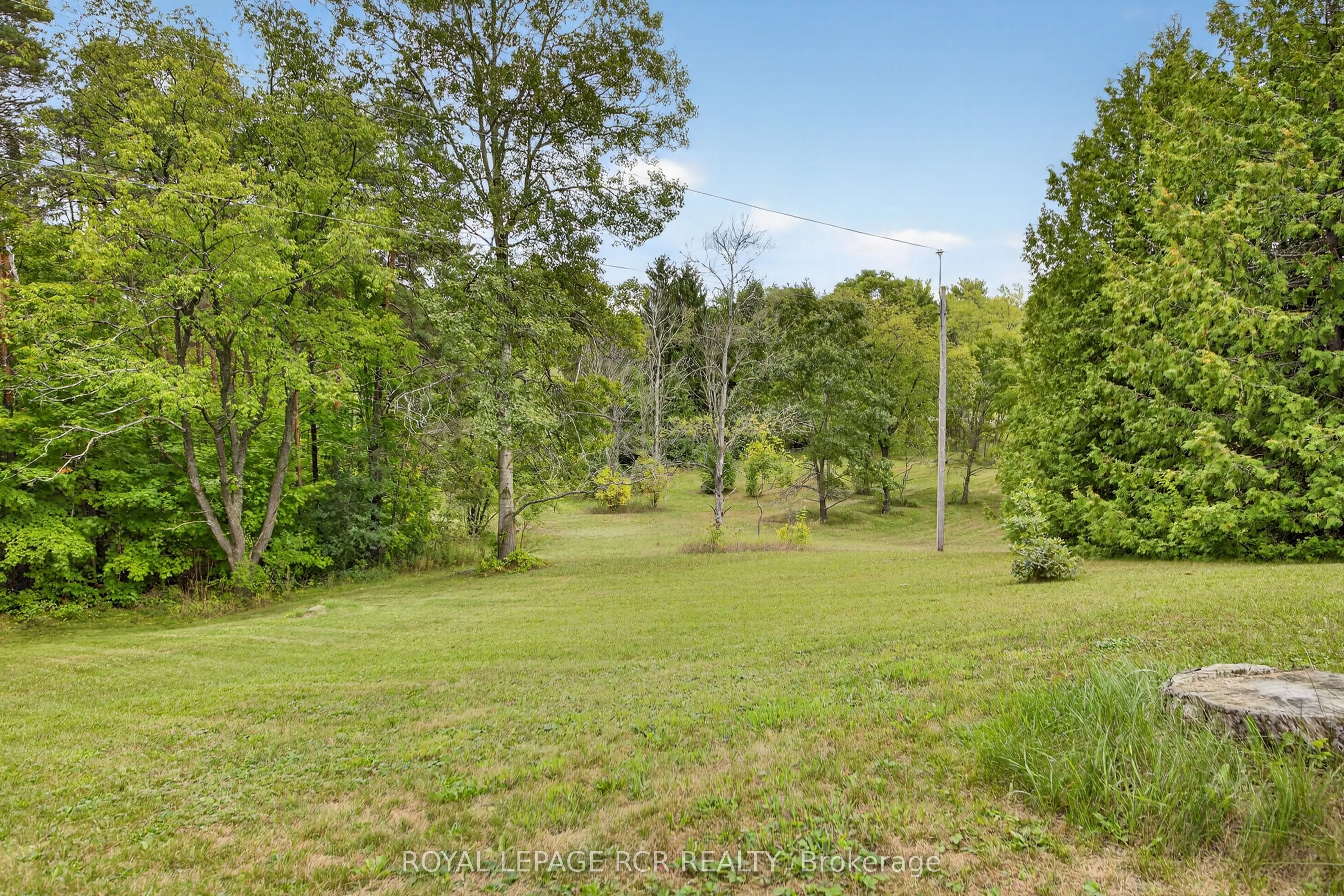 7456 5 Side Road