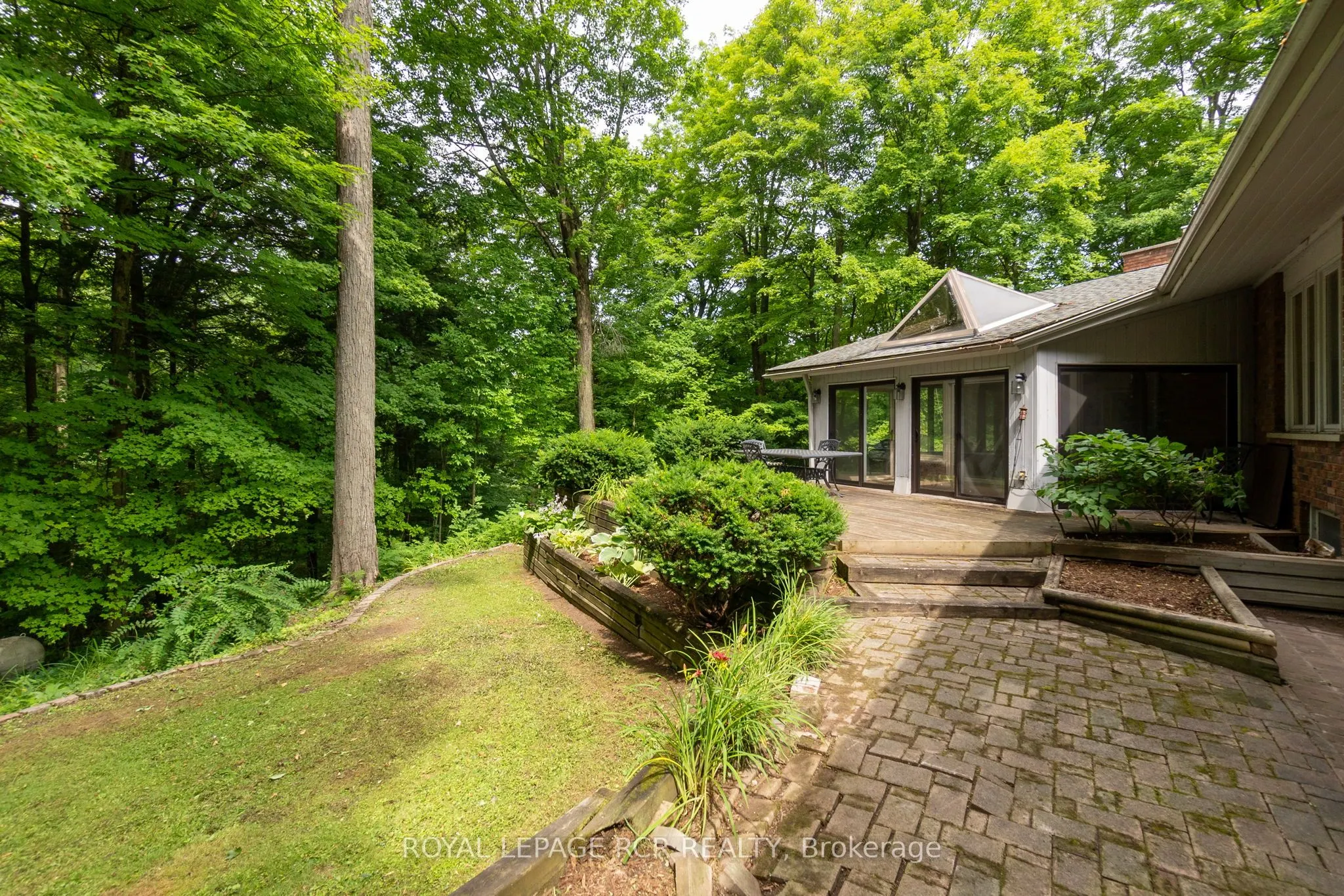 14615 8th Concession