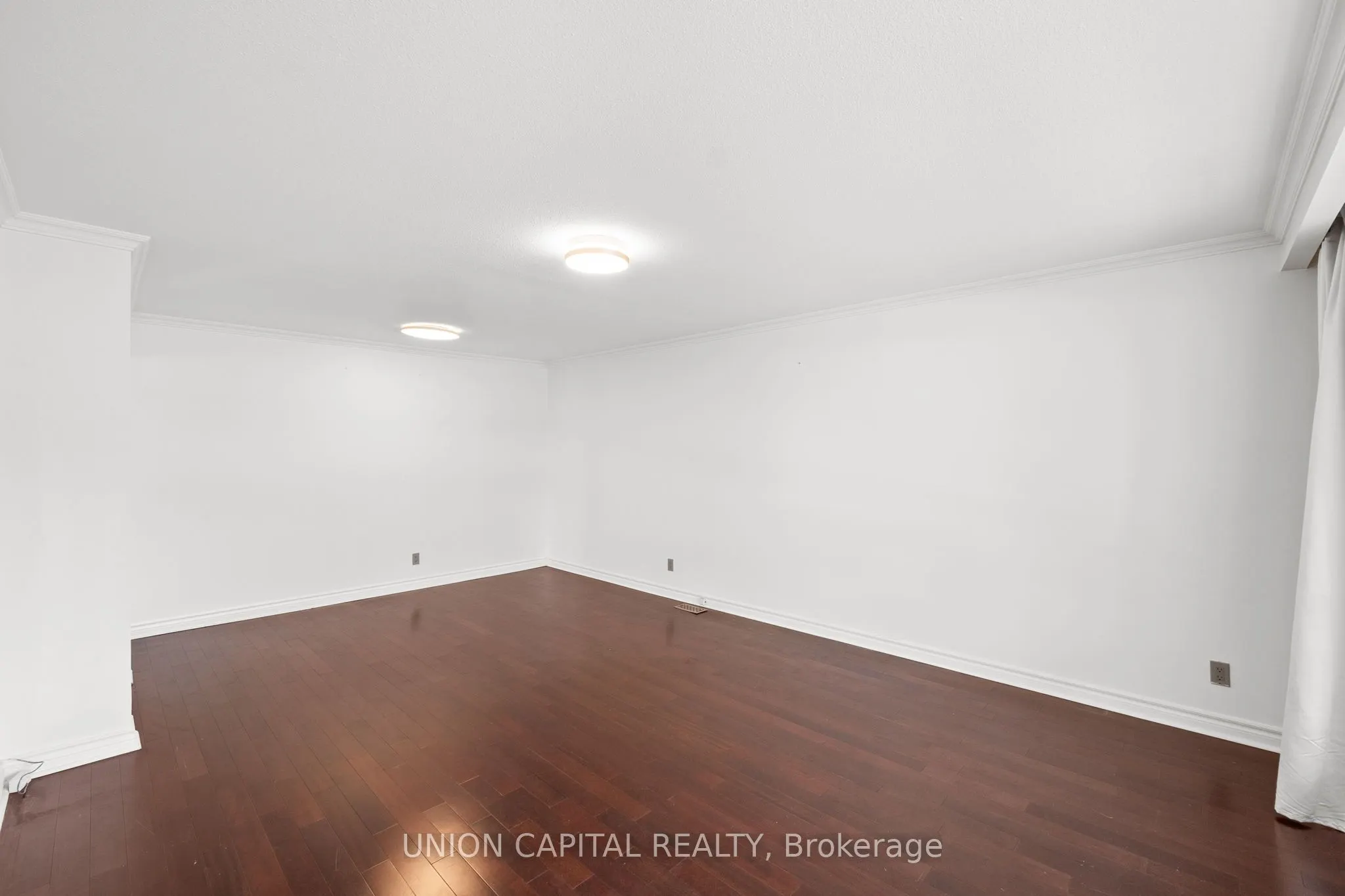 414 Oceanside Avenue, #Main
