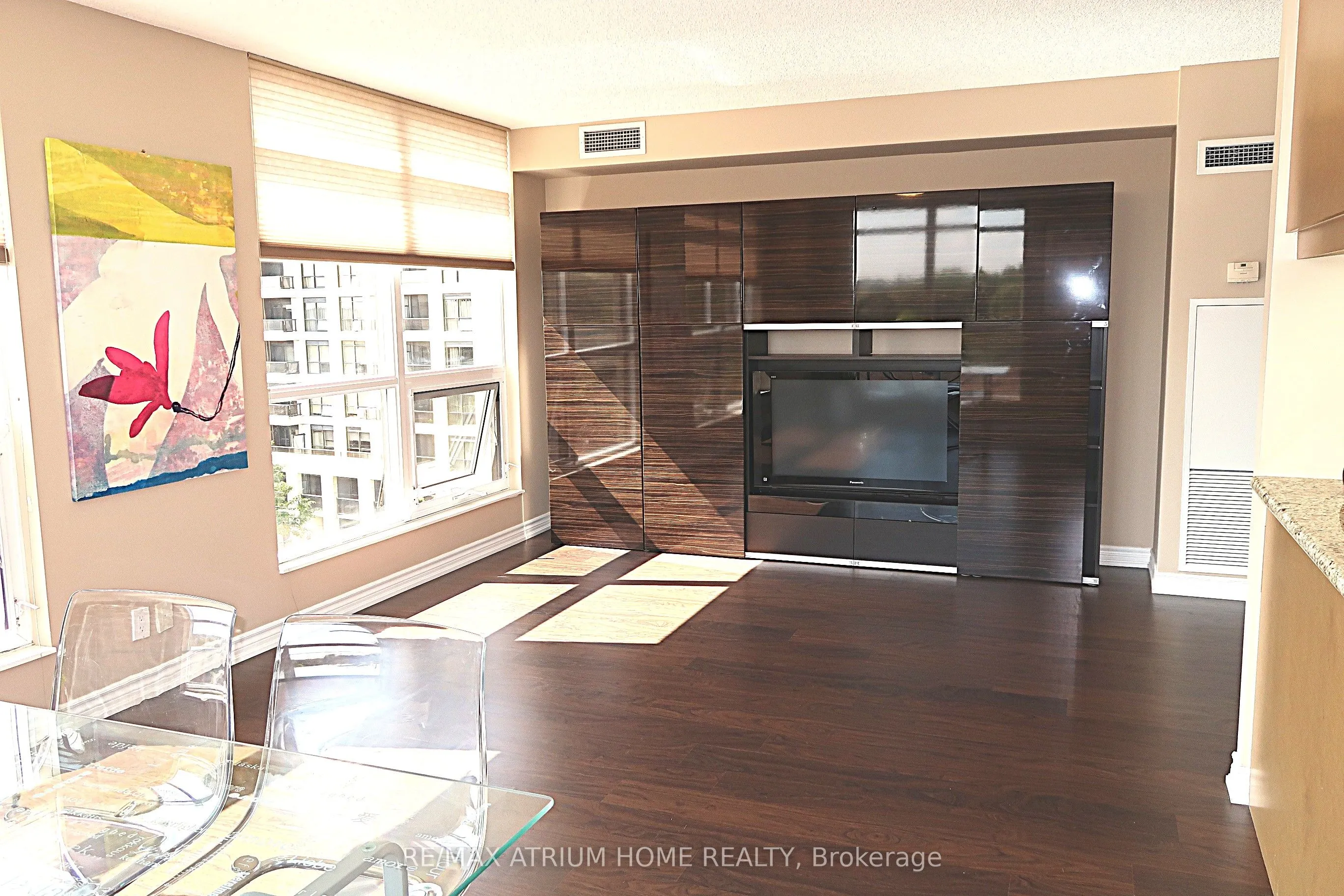18 Harding Boulevard, #608
