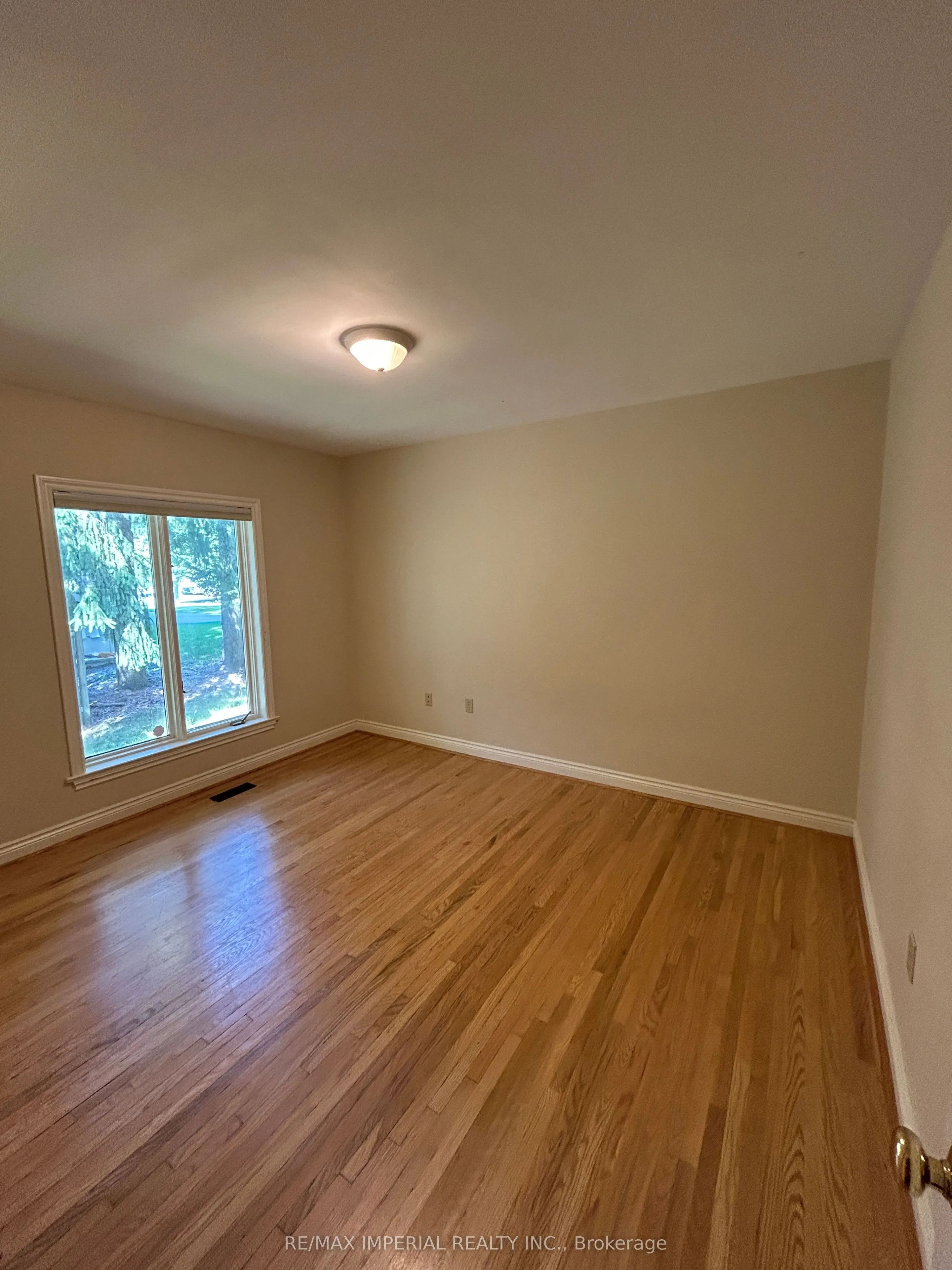 7 Dodie Street
