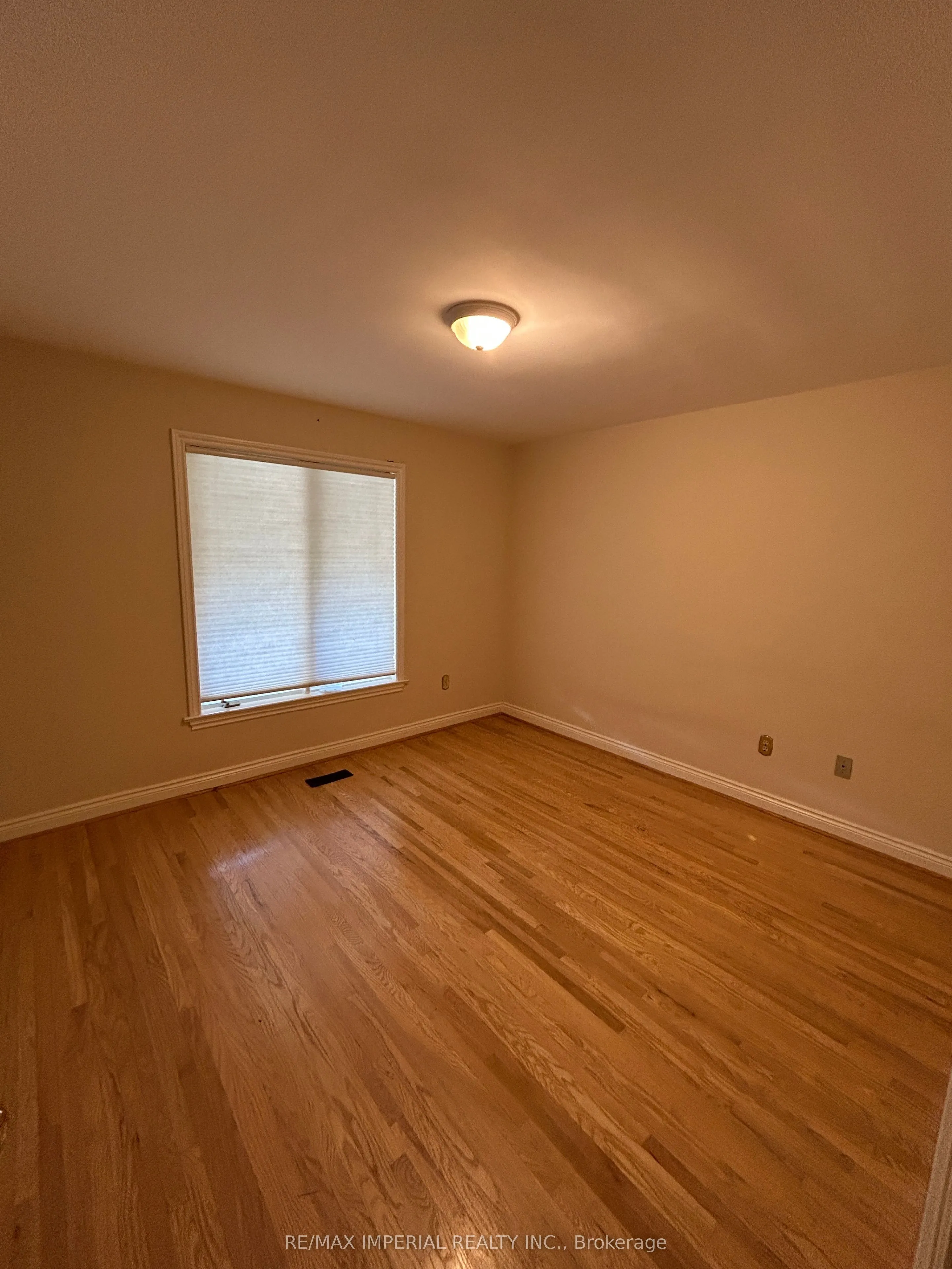 7 Dodie Street