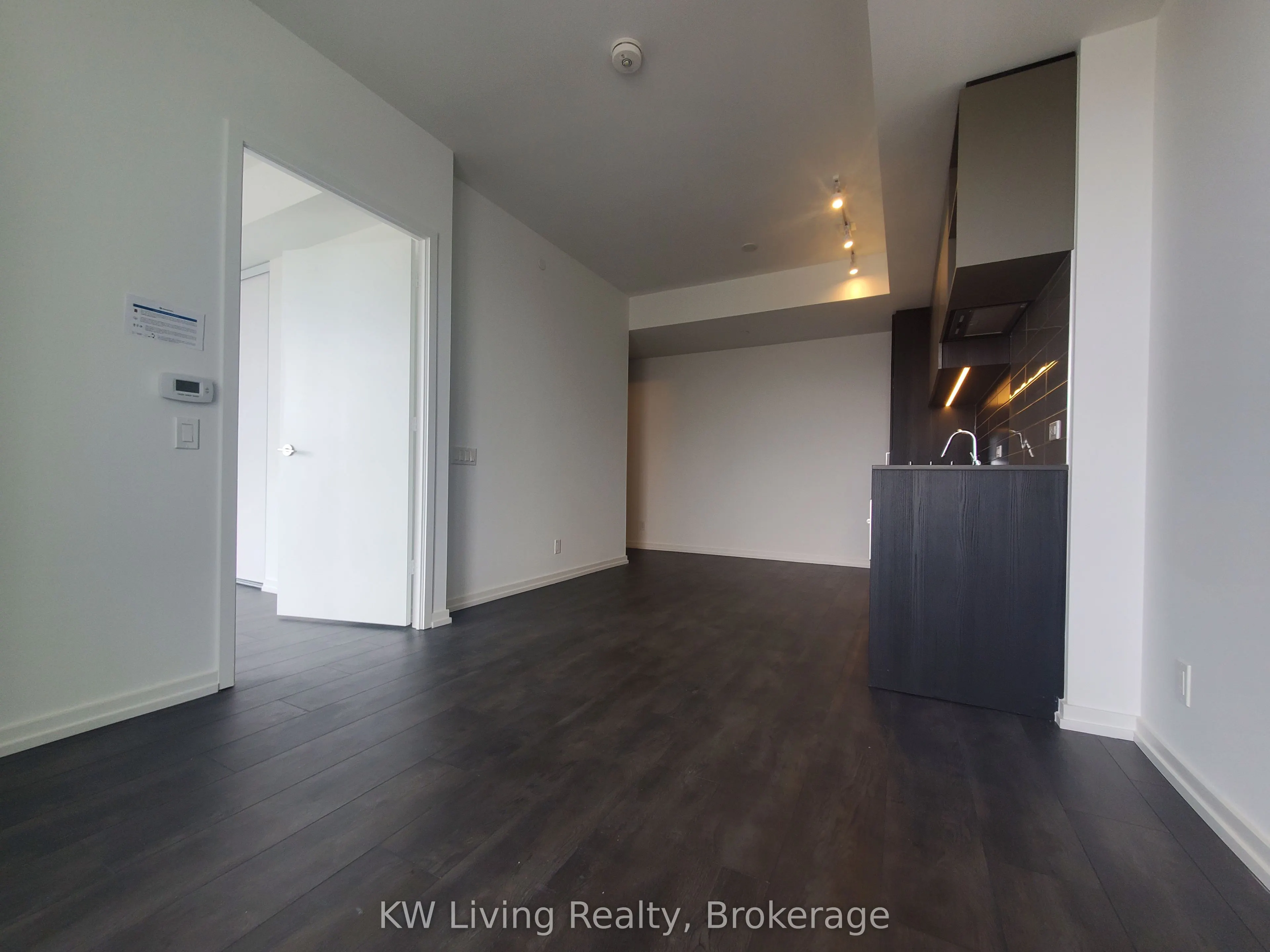 1000 Portage Parkway, #1801