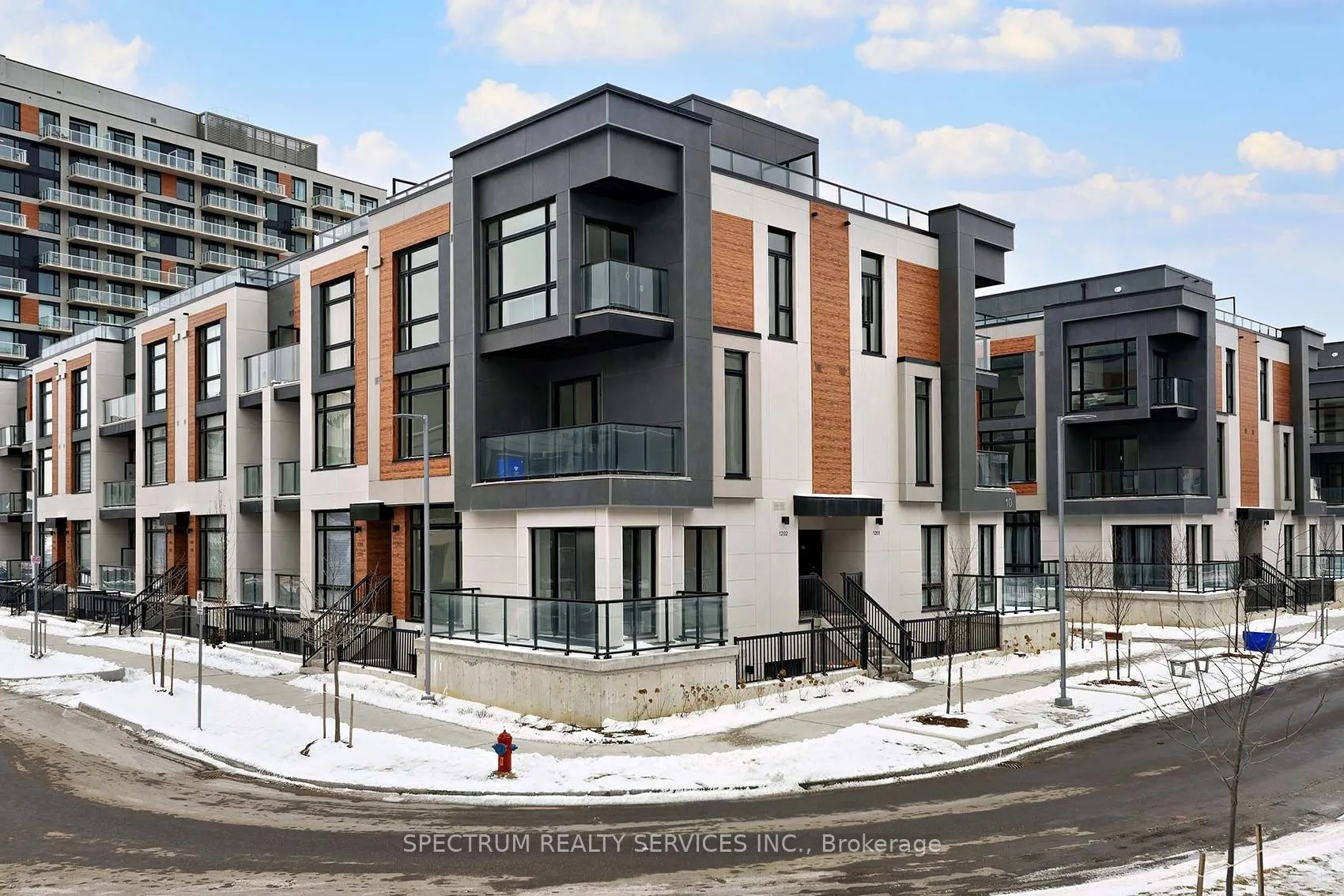 10 David Eyer Road, #1202