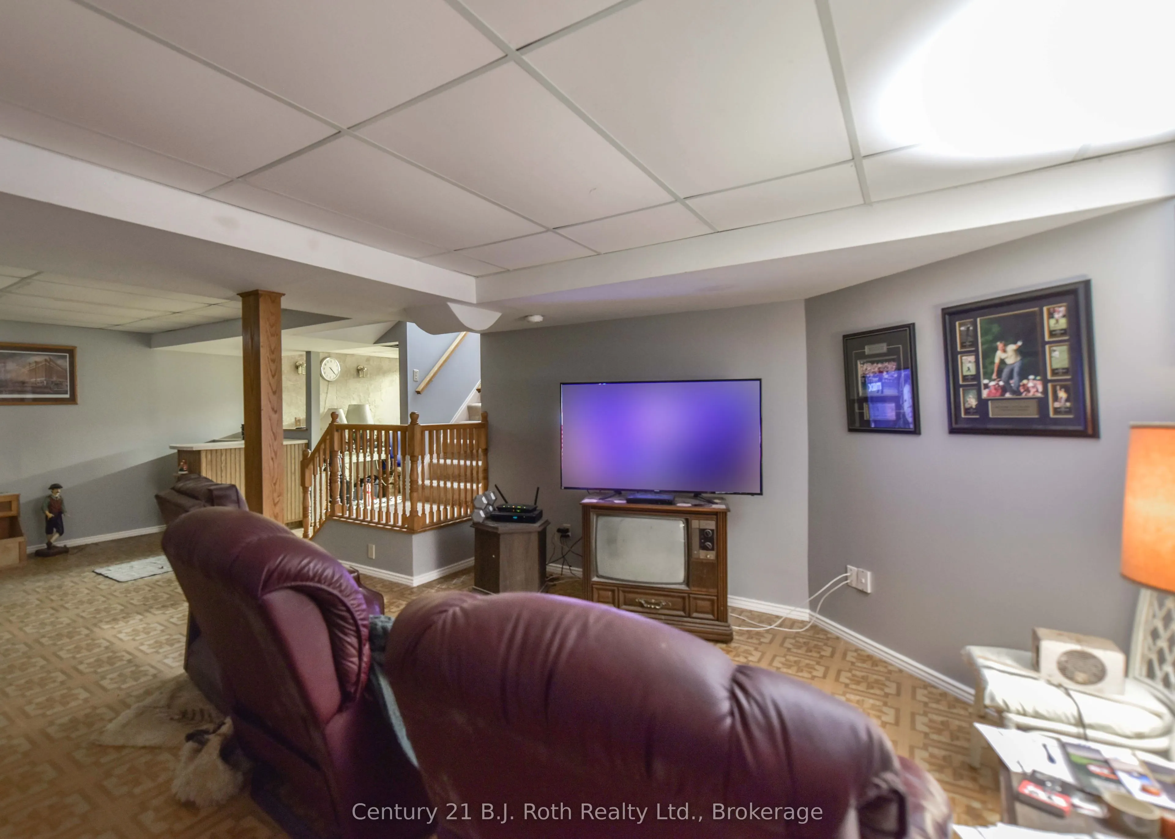 56 TECUMSETH PINES Drive