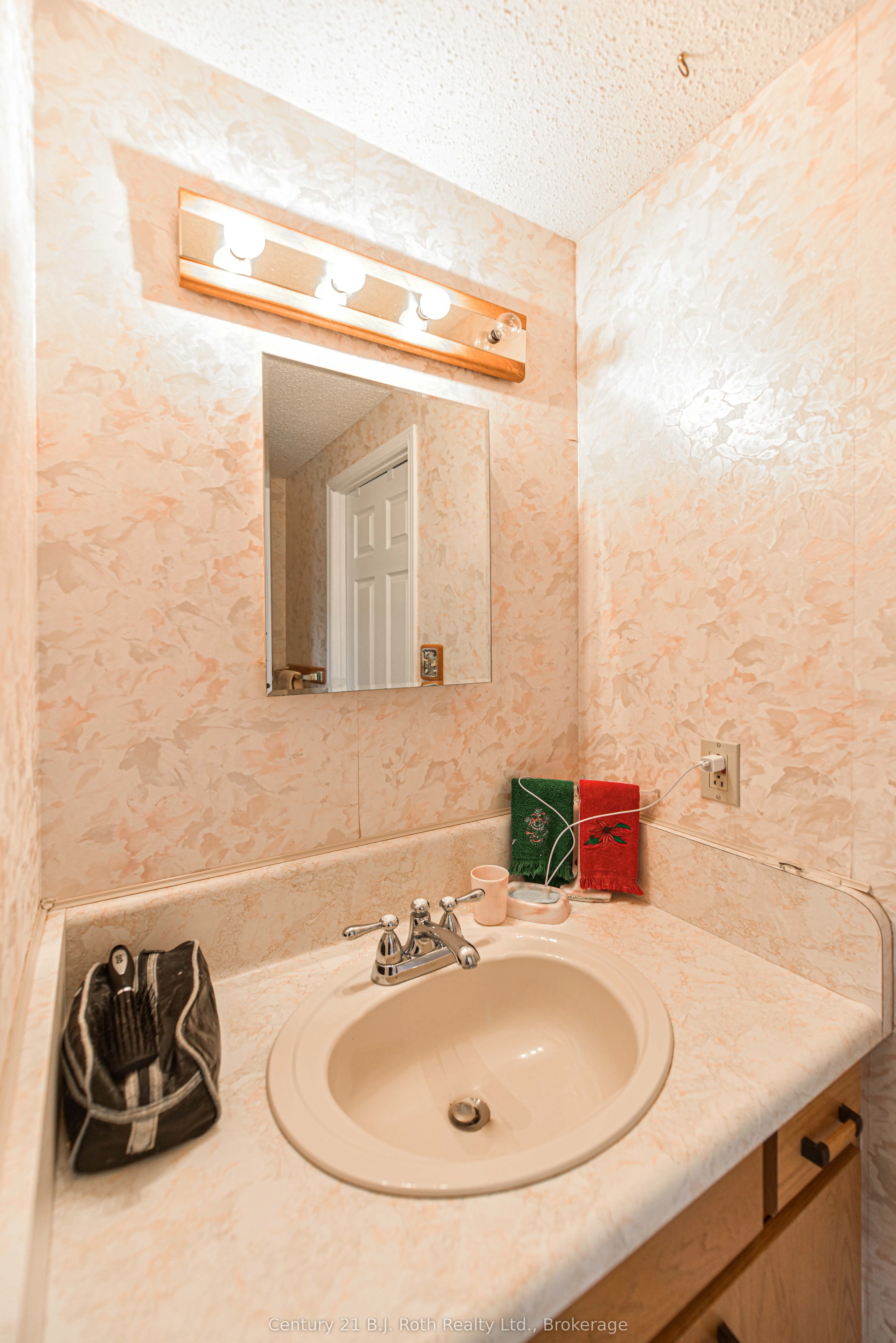 56 TECUMSETH PINES Drive