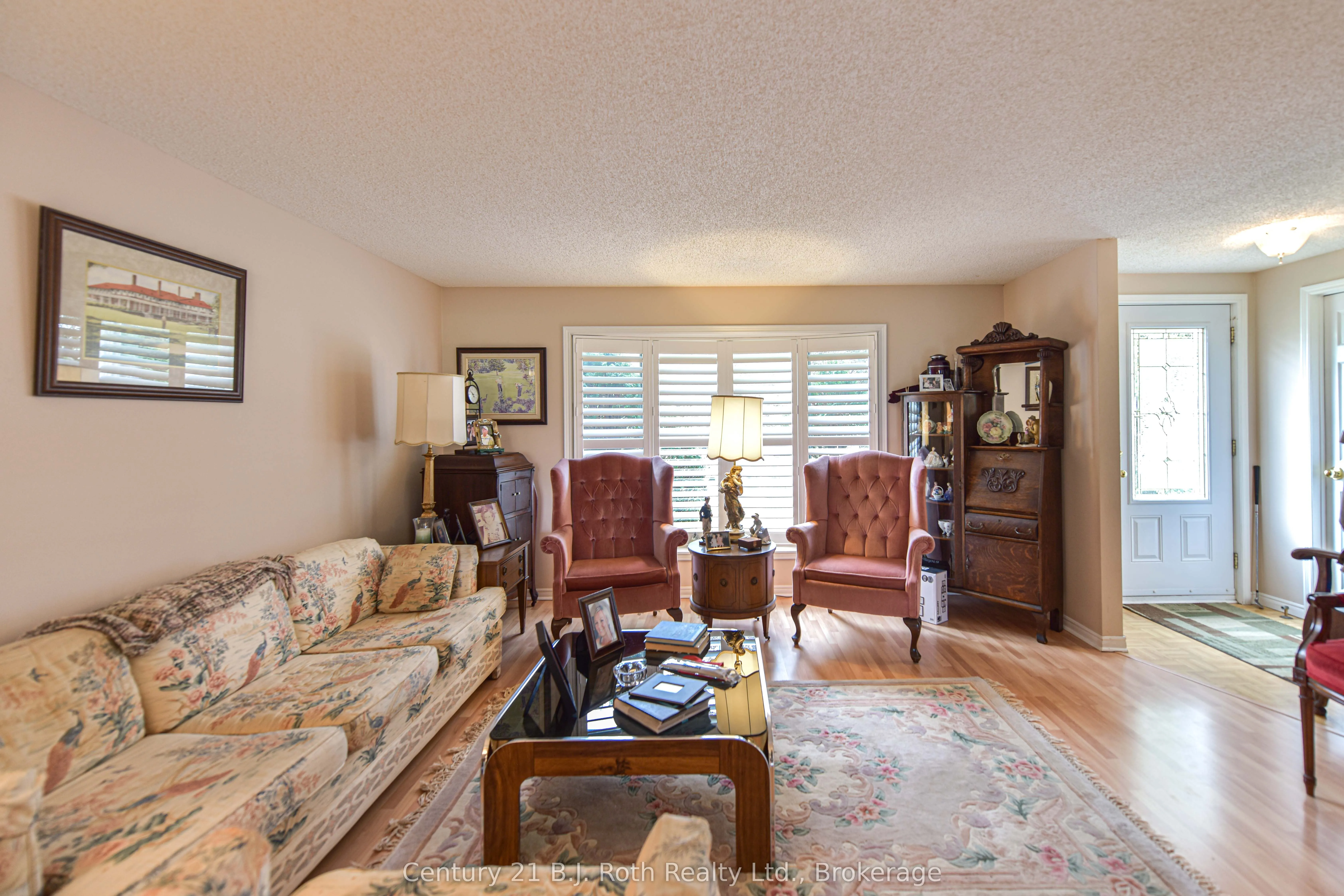 56 TECUMSETH PINES Drive