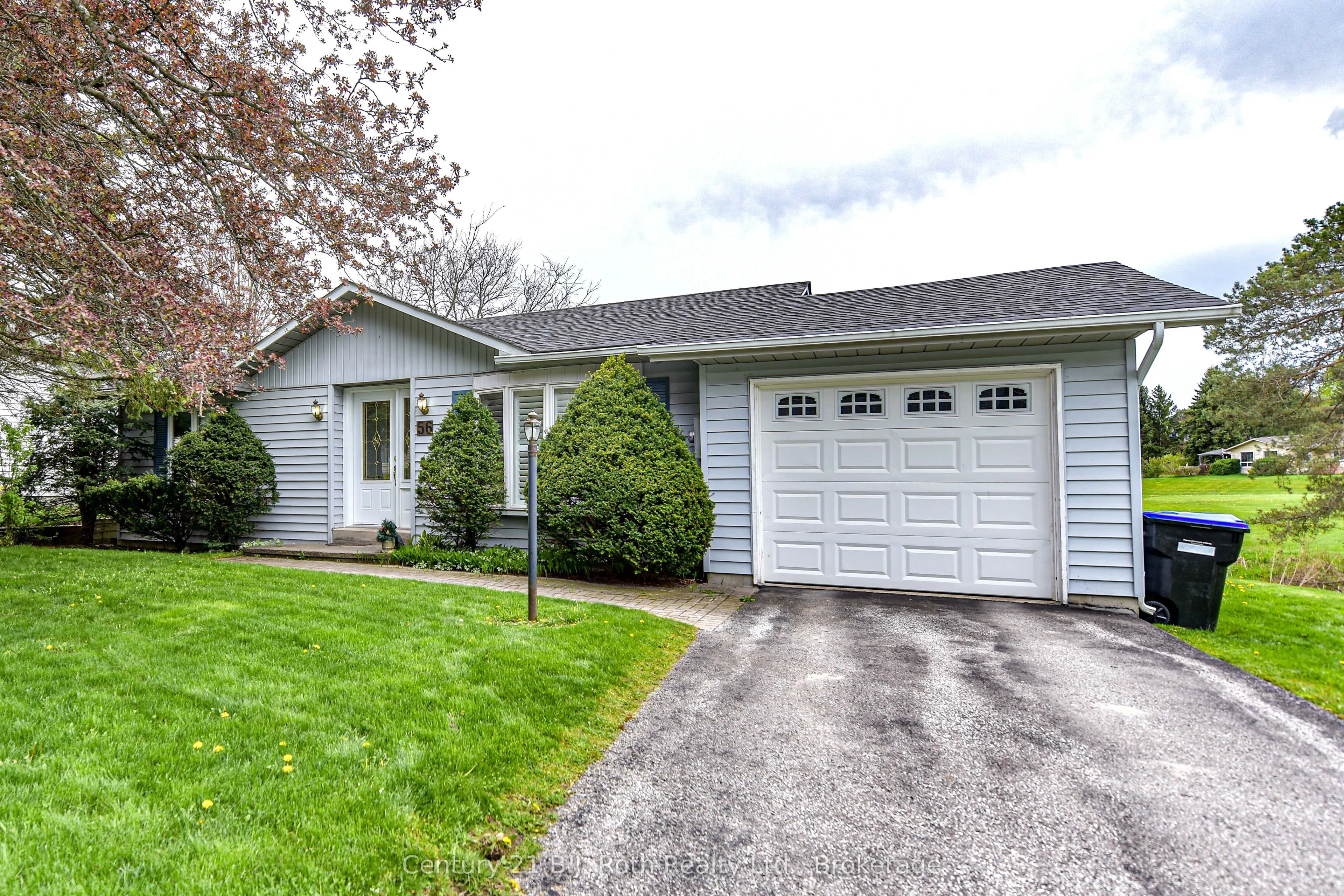 56 TECUMSETH PINES Drive