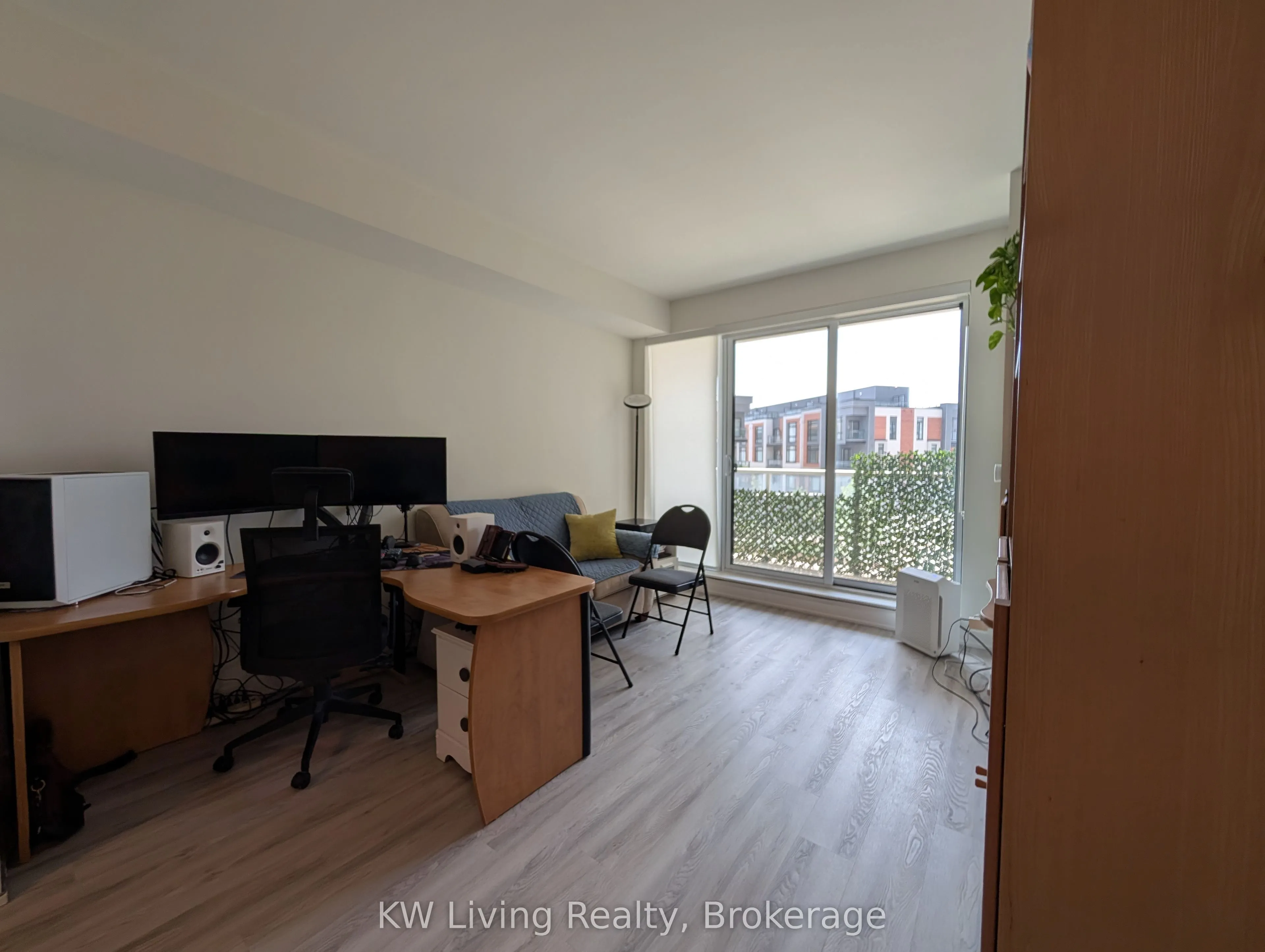 6 David Eyer Road, #218