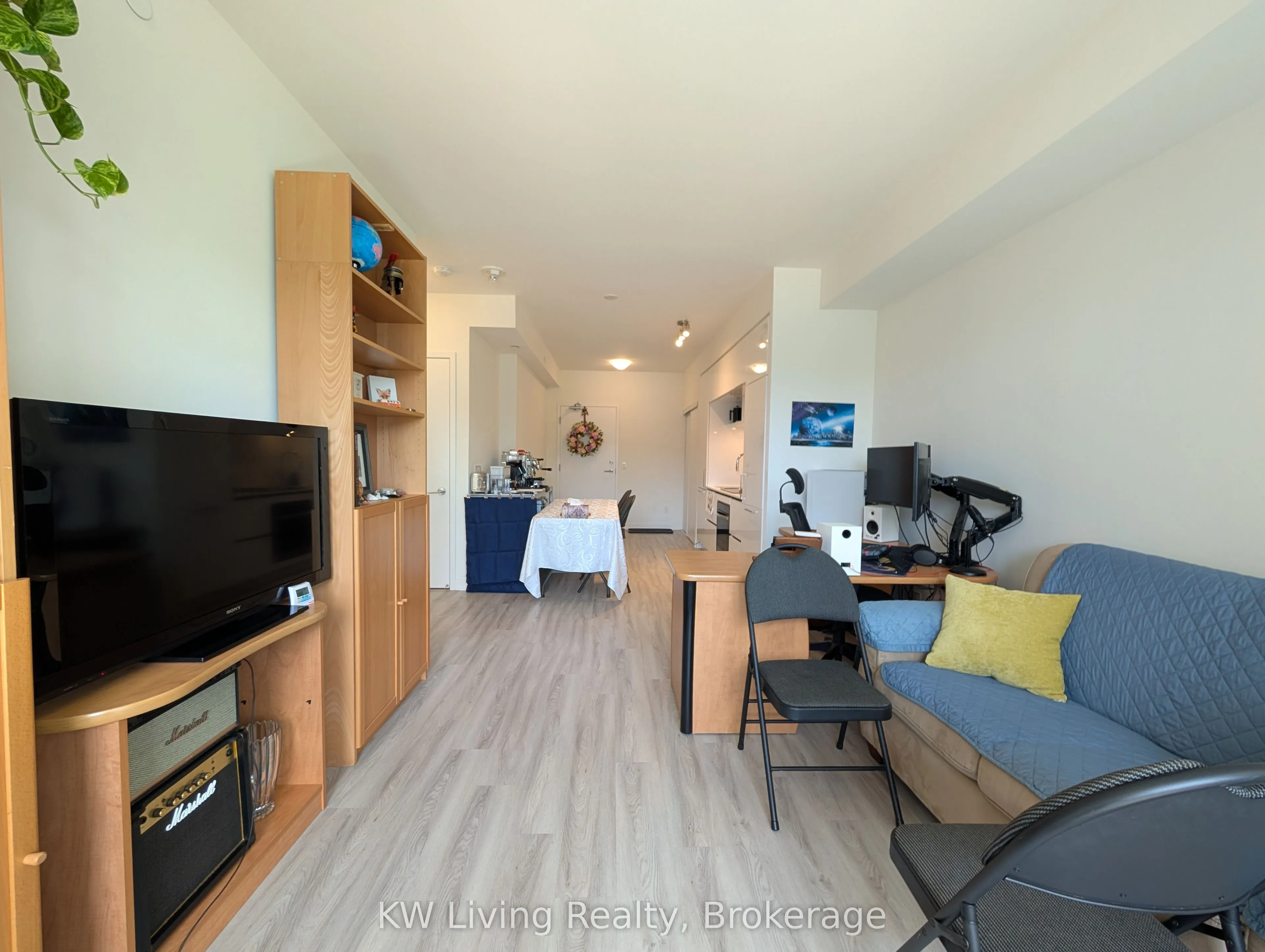 6 David Eyer Road, #218