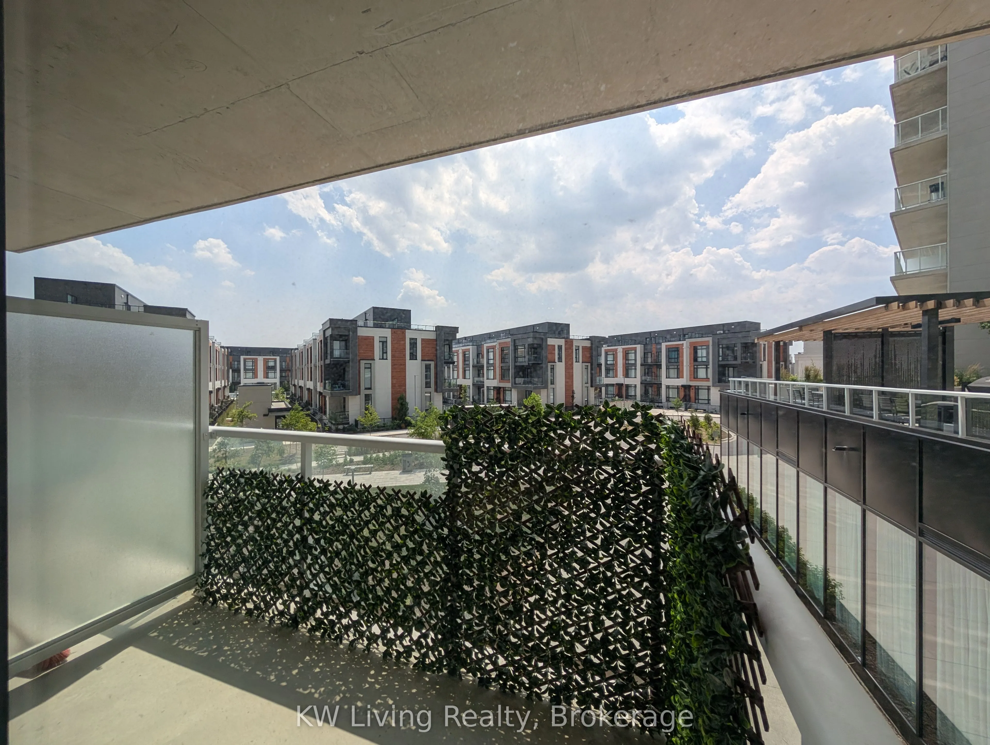 6 David Eyer Road, #218