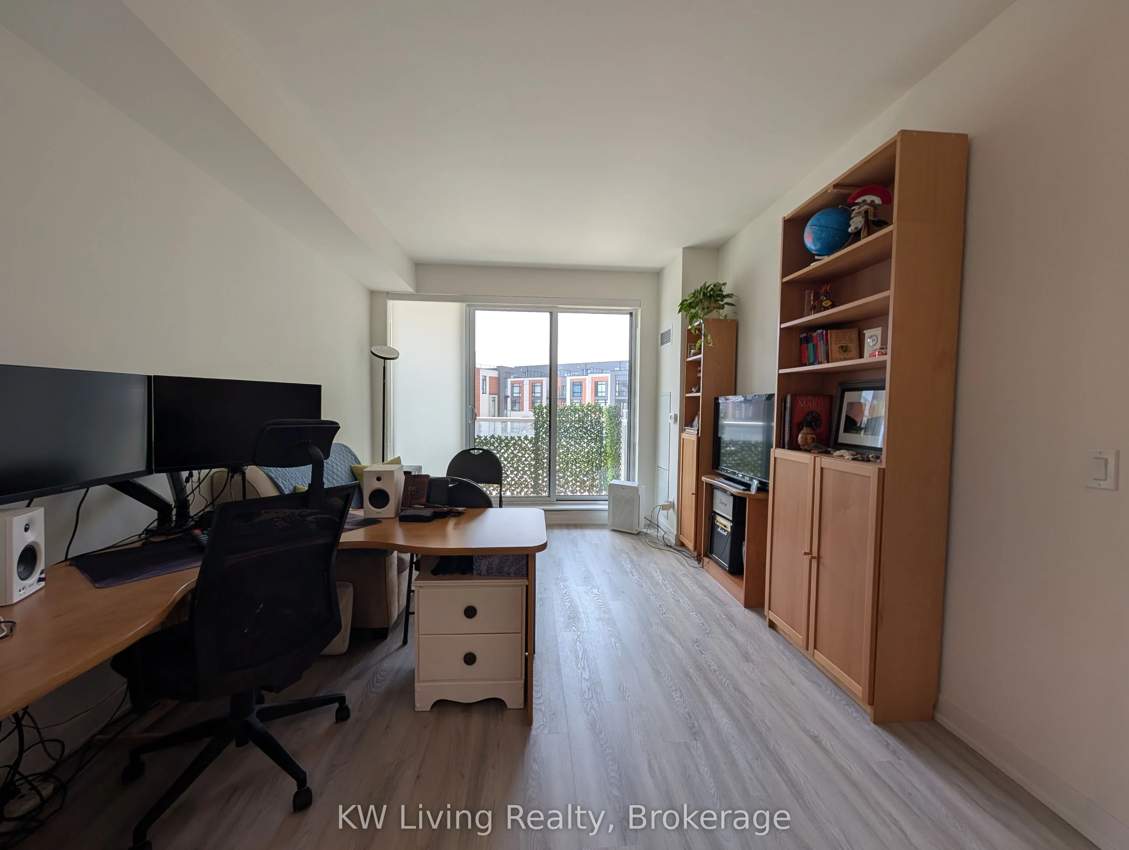 6 David Eyer Road, #218