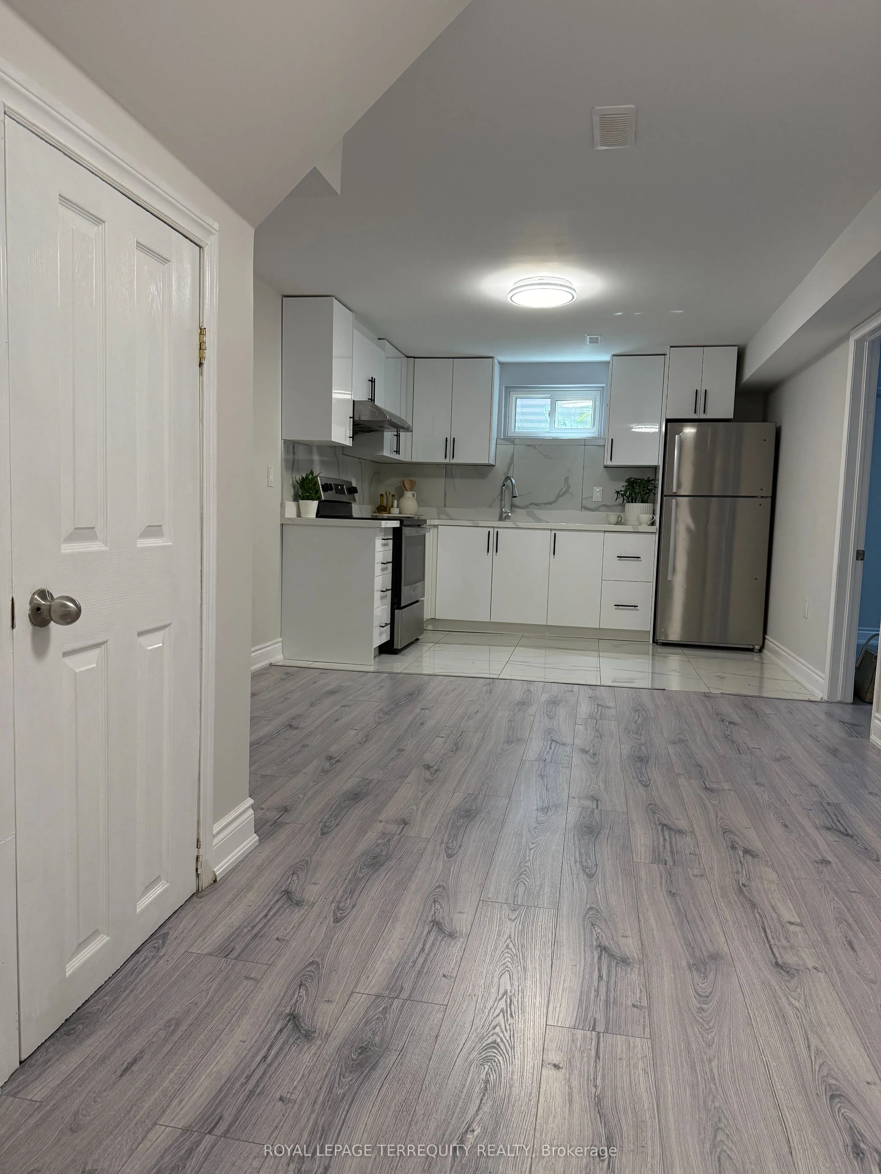 15 Kaiser Drive, #Lower