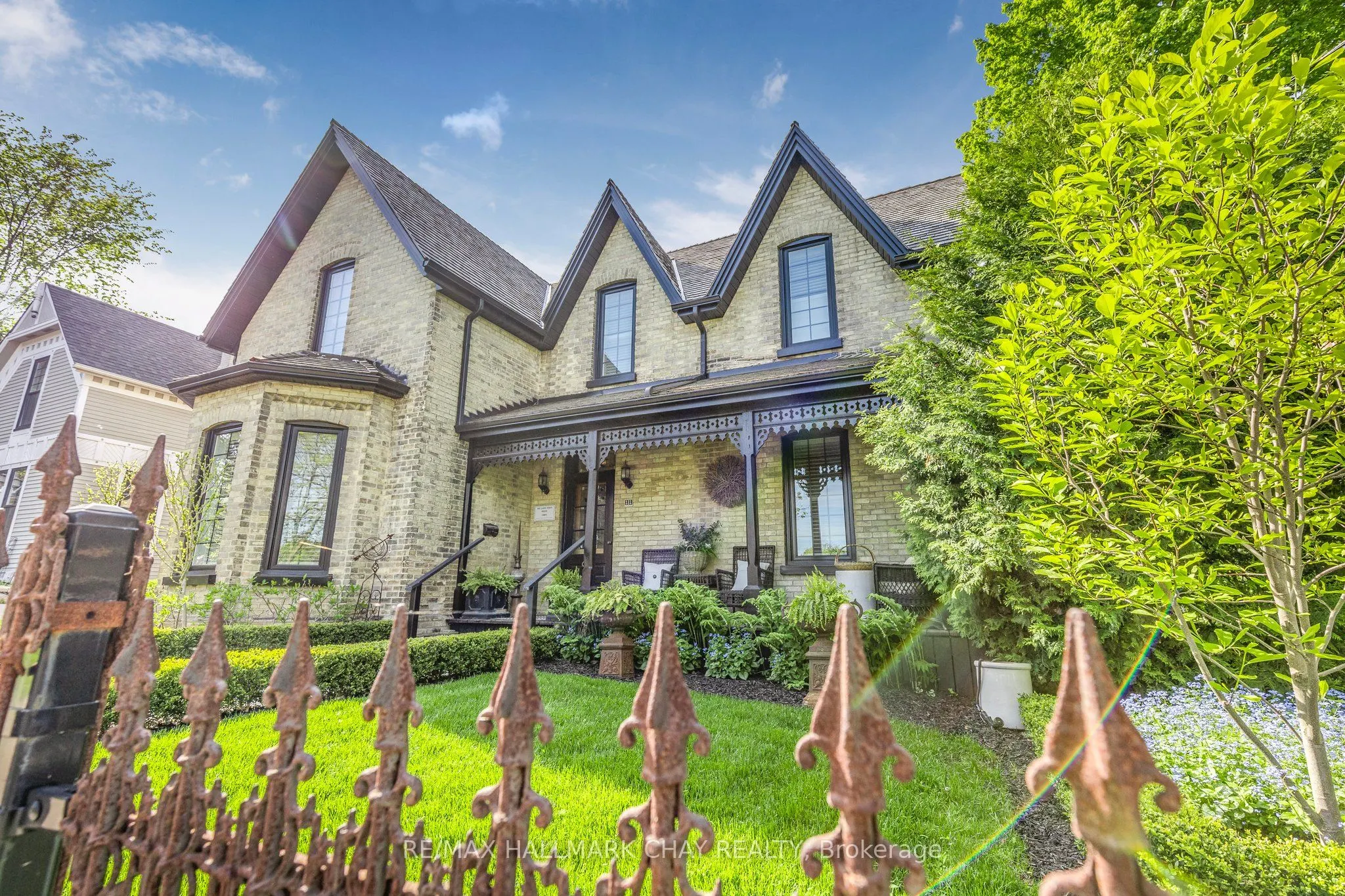 11 Catherine Avenue