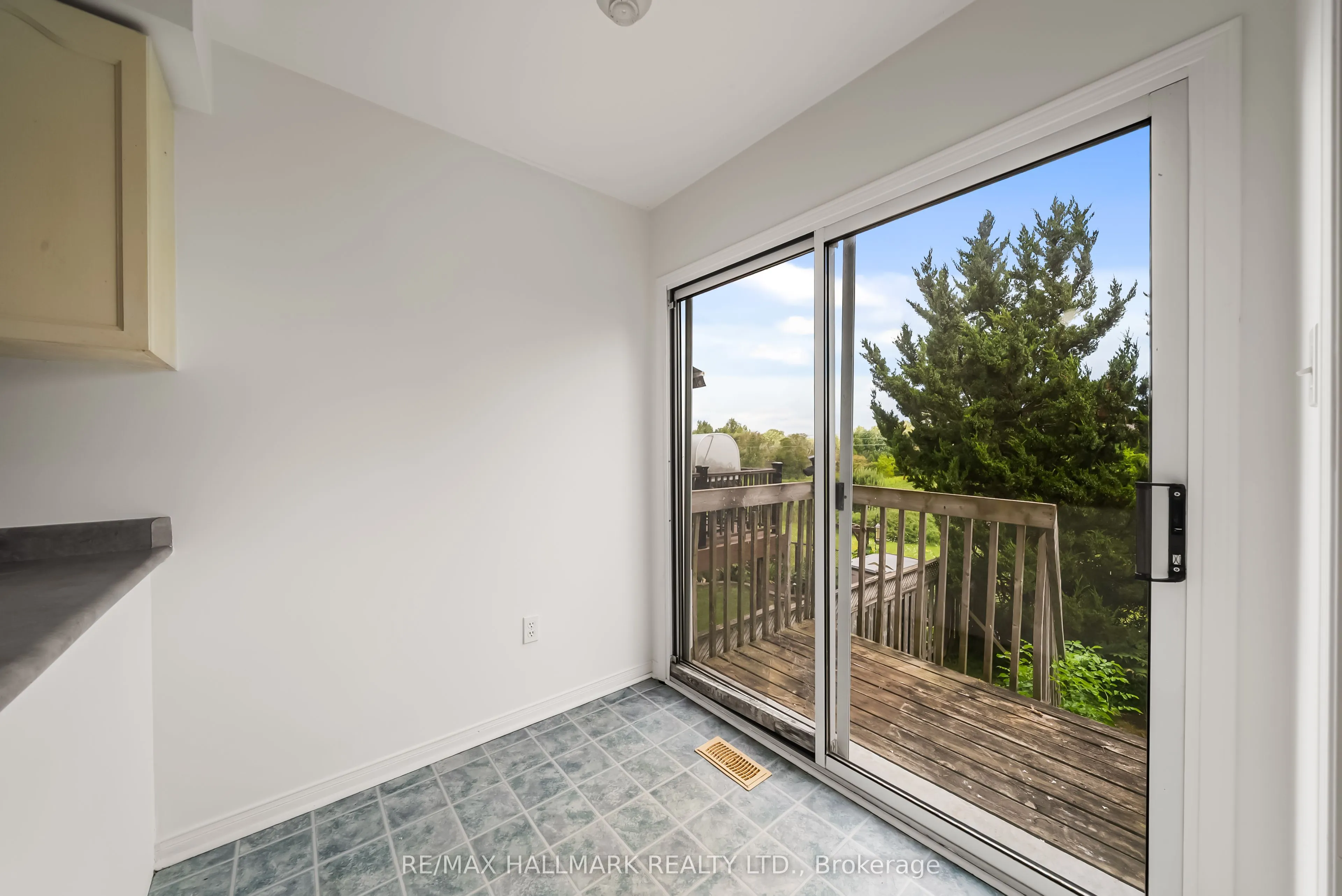 302 Pinnacle Trail