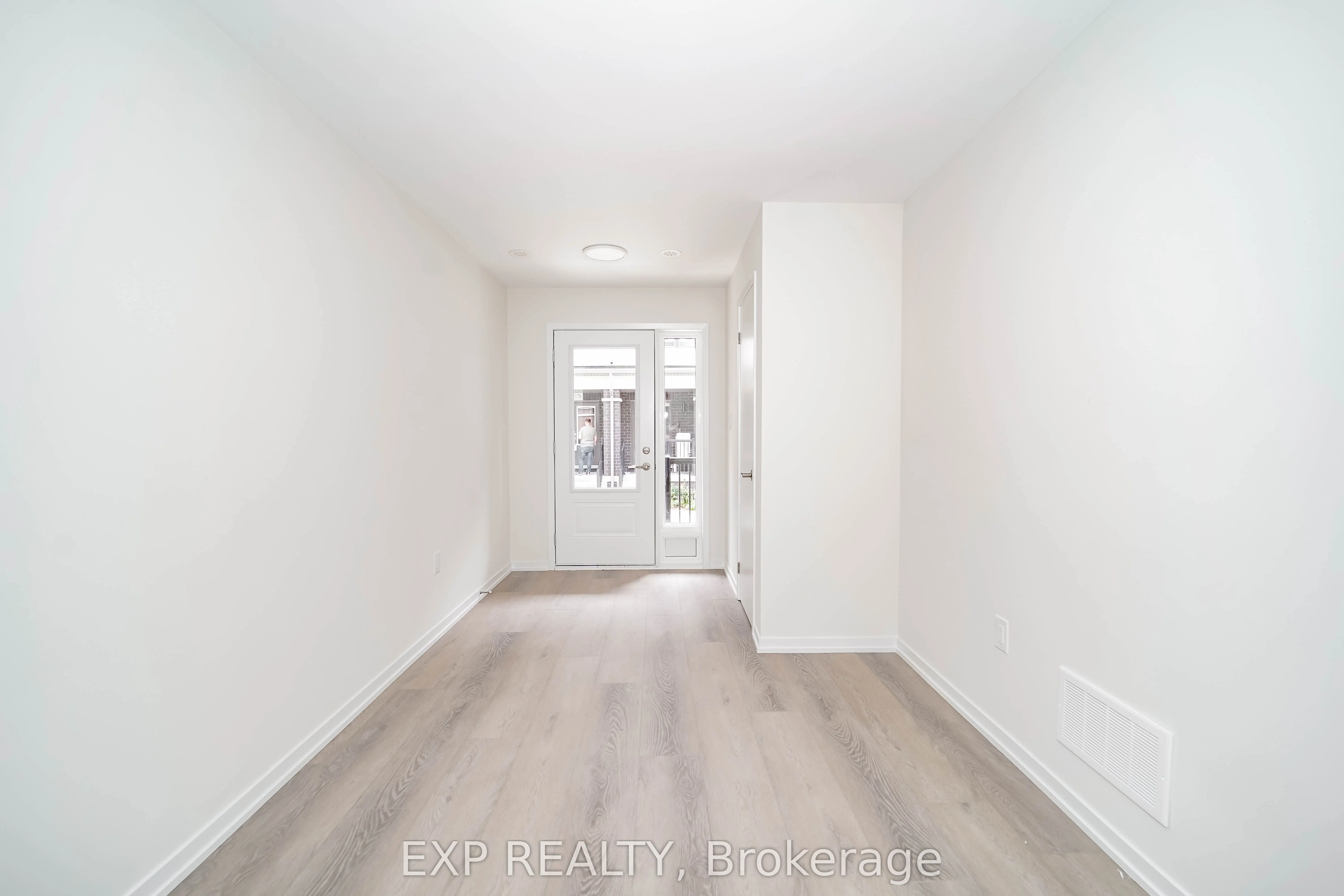 93 Matawin Lane, #93