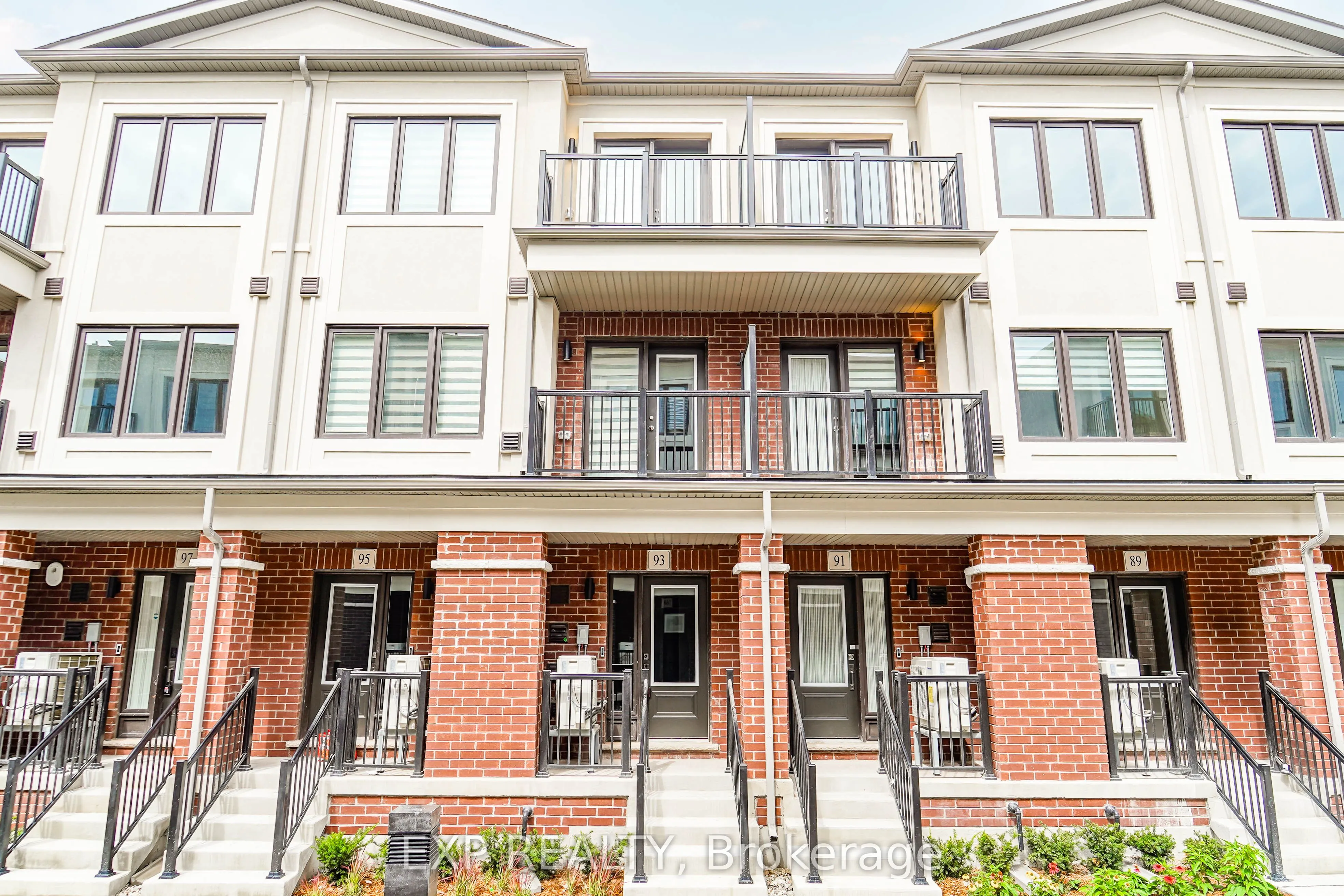 93 Matawin Lane, #93