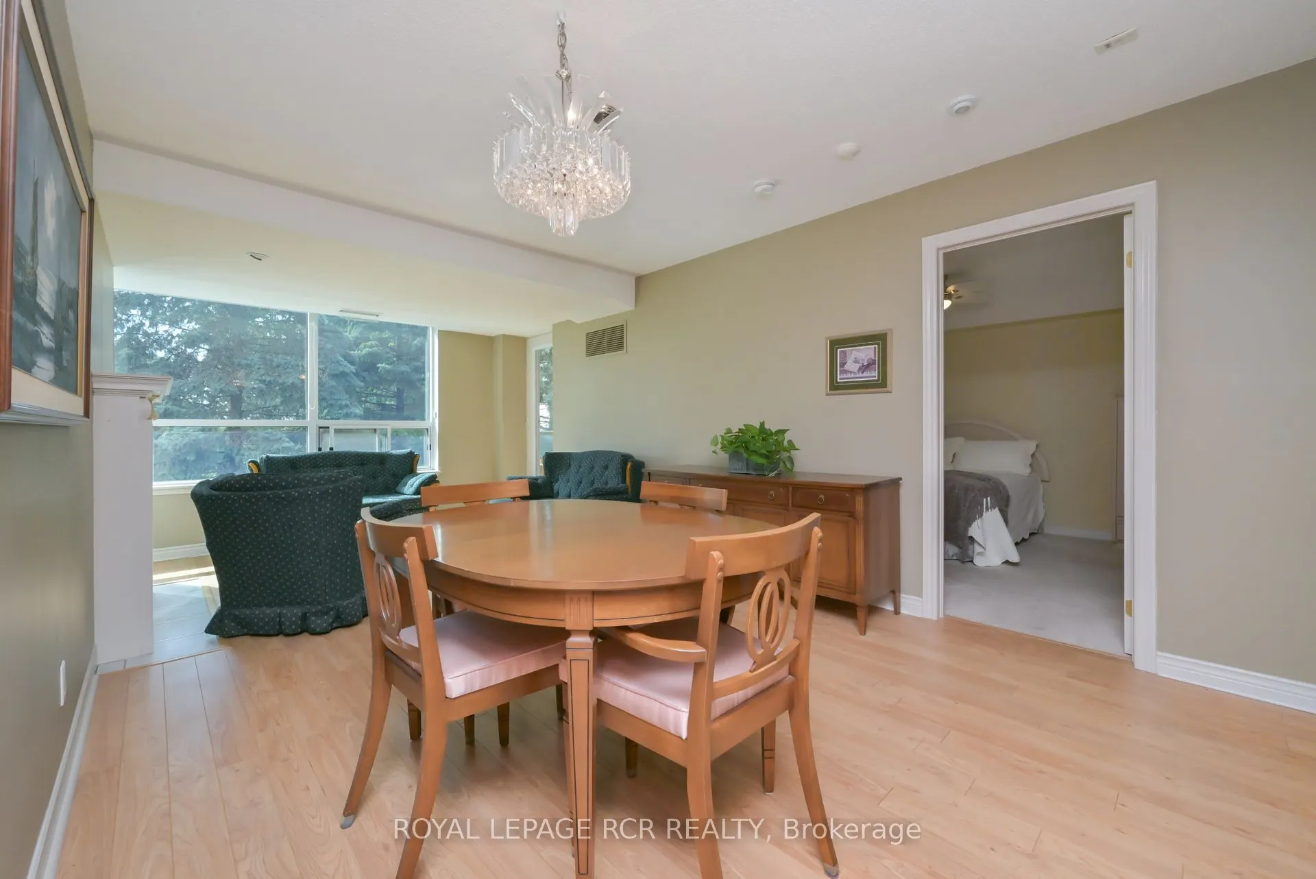 4 Briar Hill Heights, #214