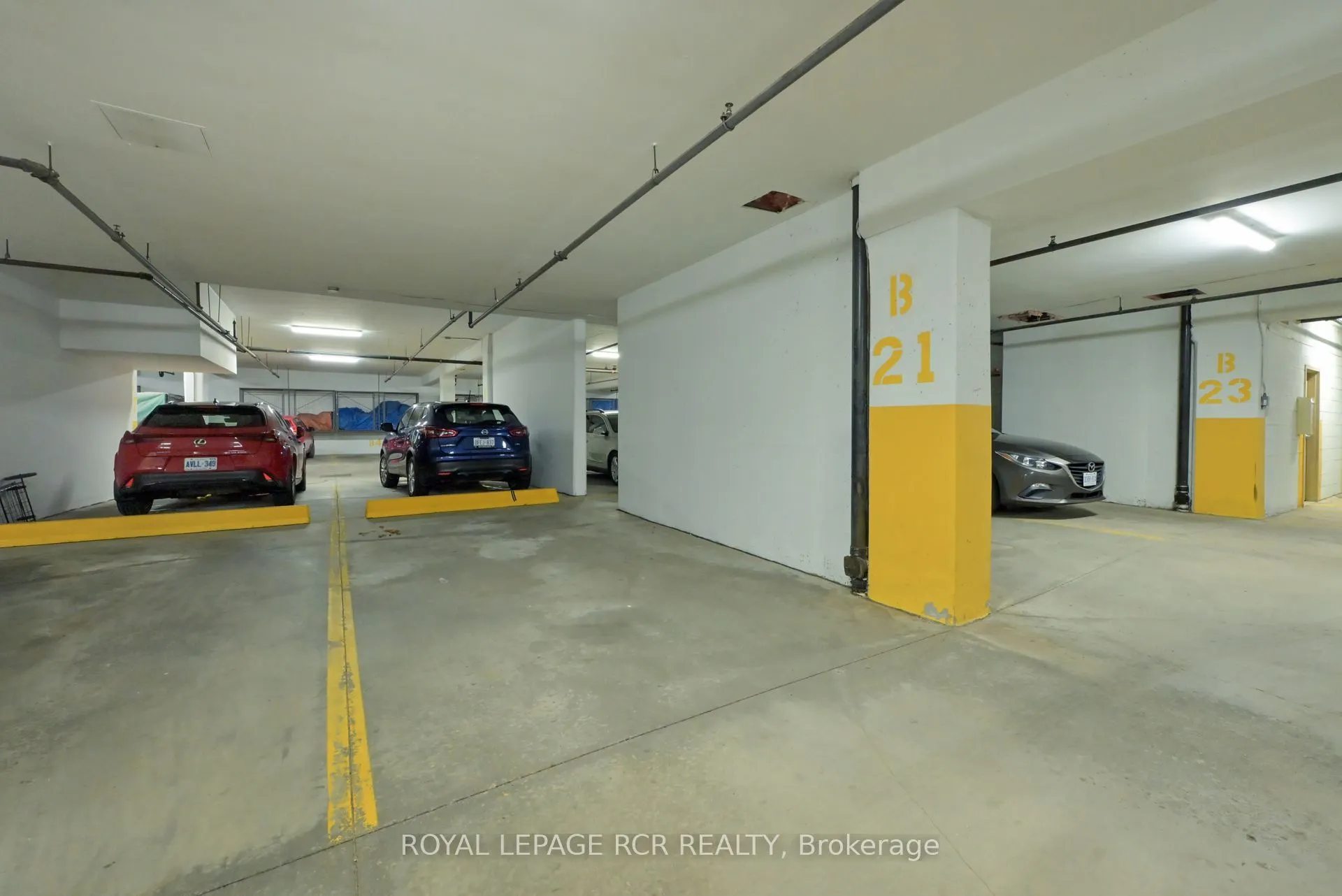 4 Briar Hill Heights, #214