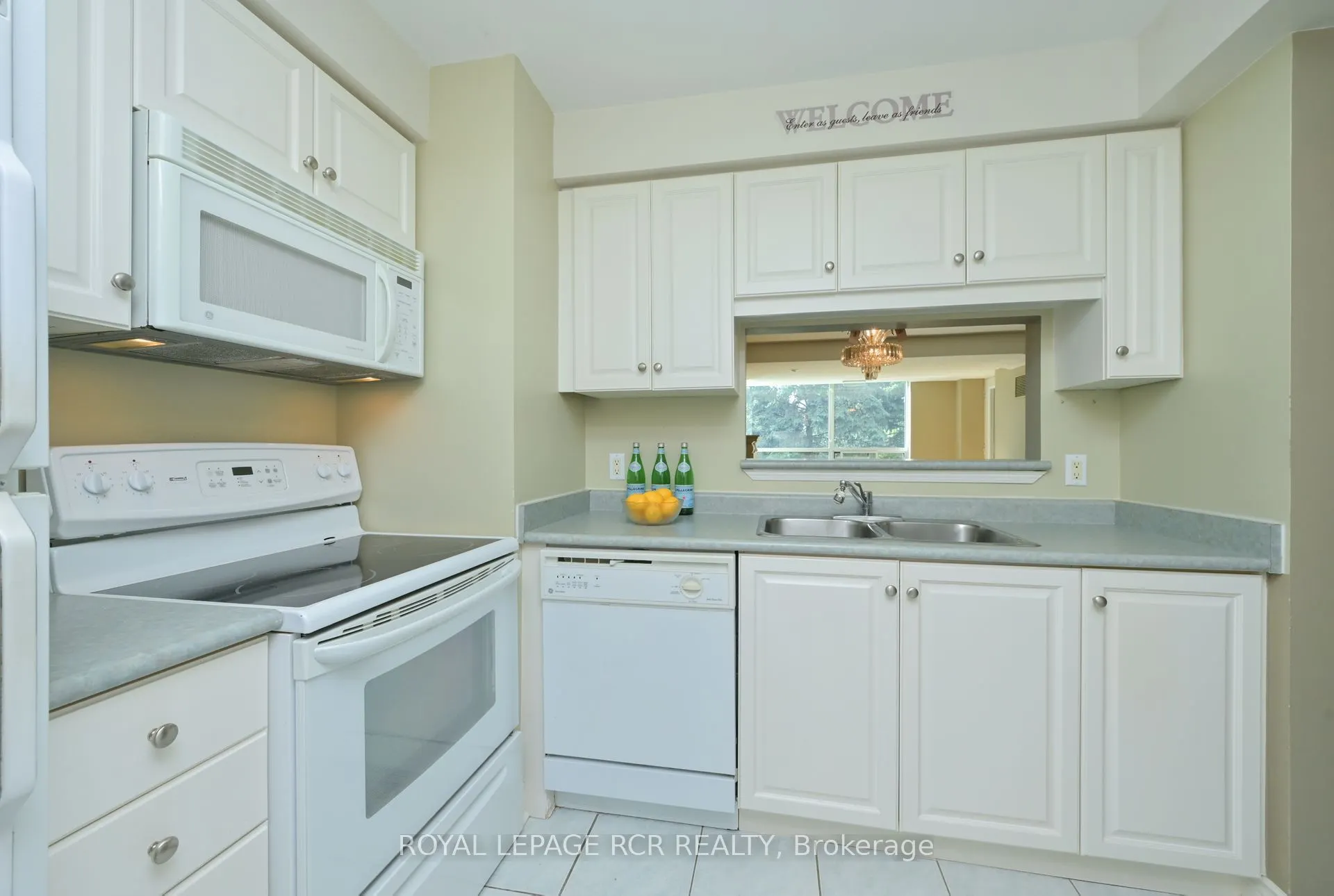 4 Briar Hill Heights, #214