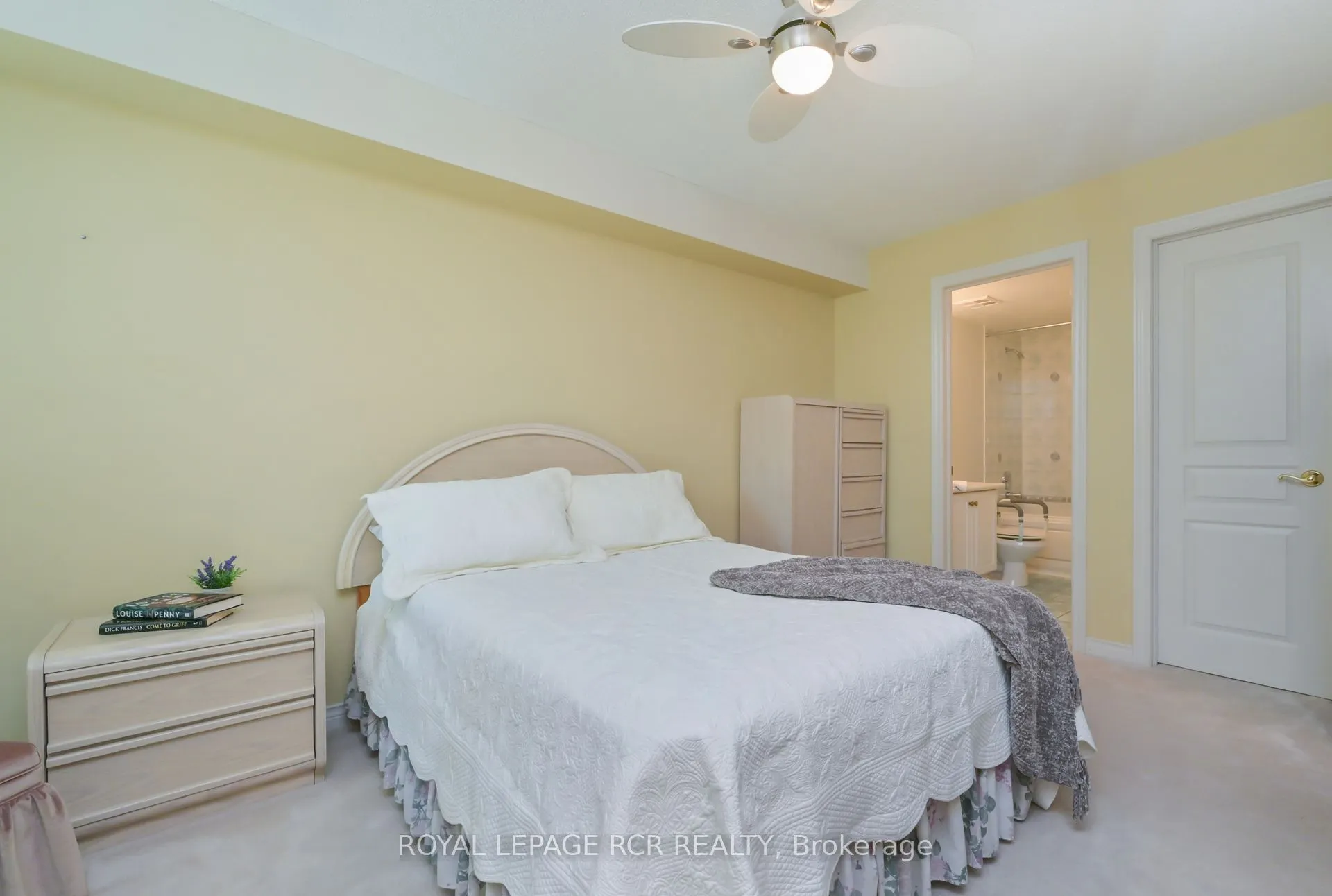 4 Briar Hill Heights, #214