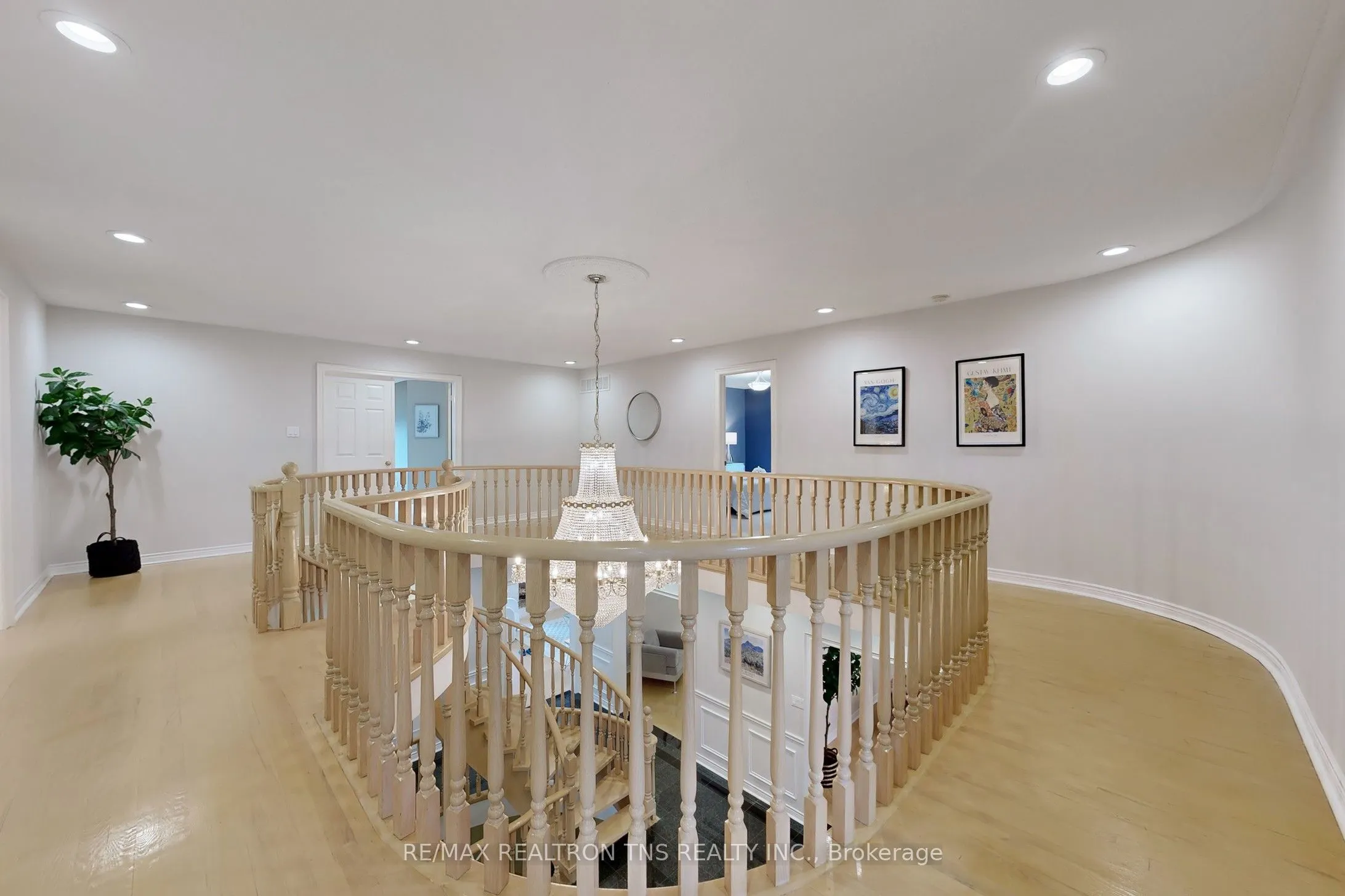 56 Wingate Crescent