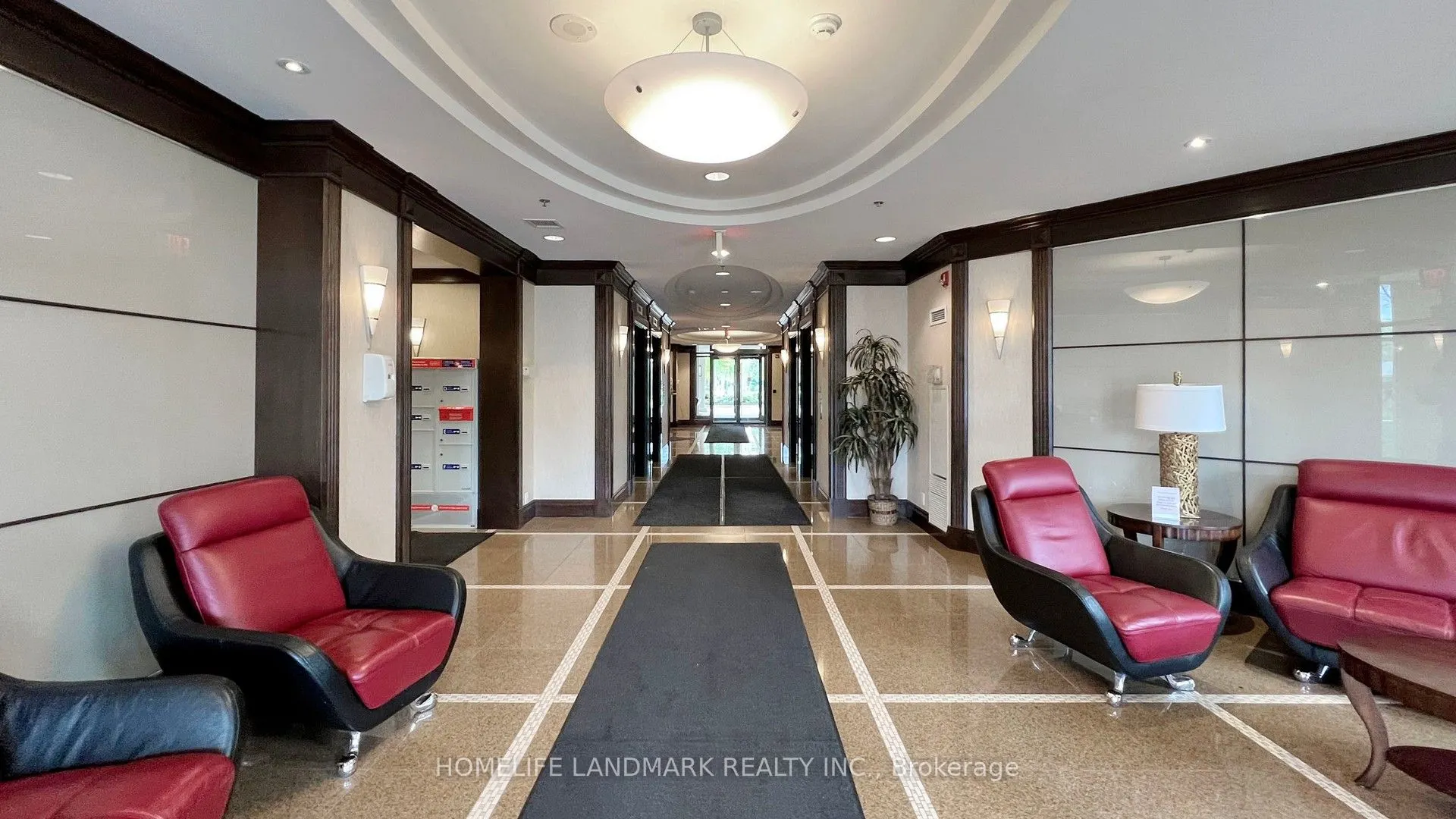 18 Harding Boulevard E, #912