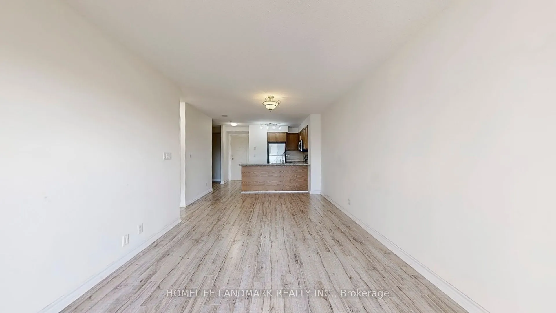 18 Harding Boulevard E, #912
