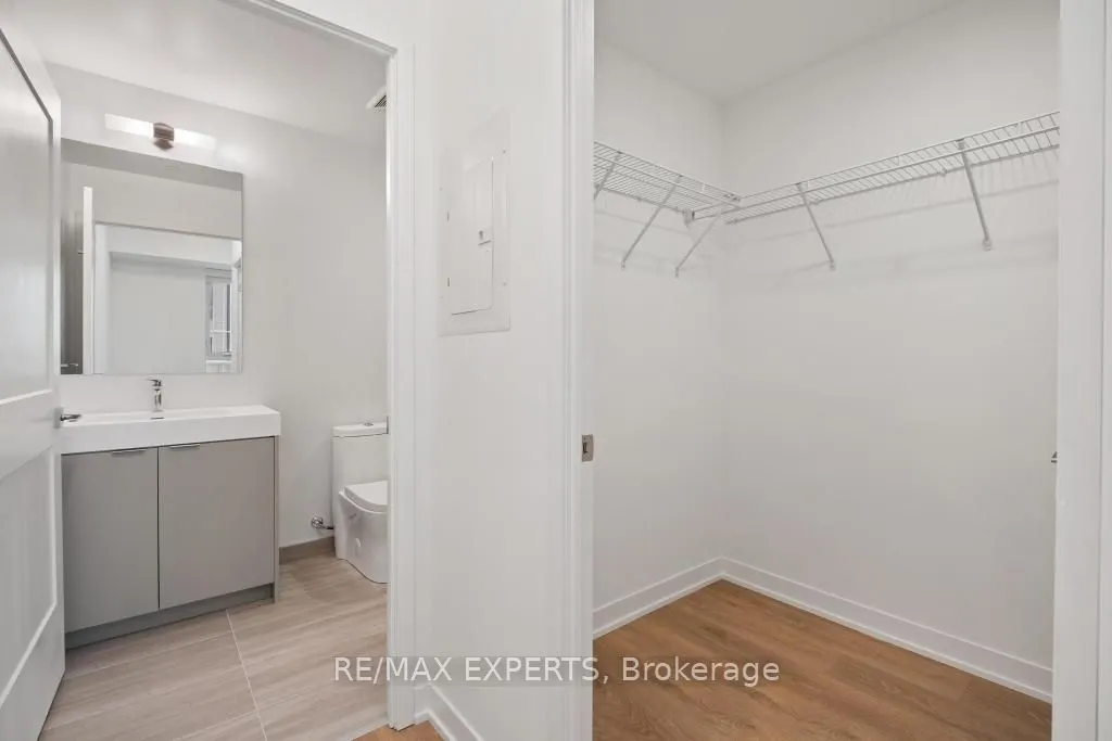 10 Abeja Street, #1414