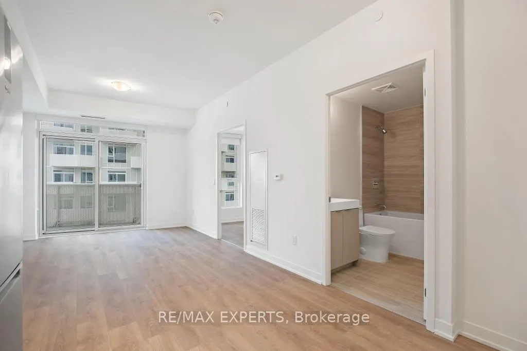 10 Abeja Street, #1414