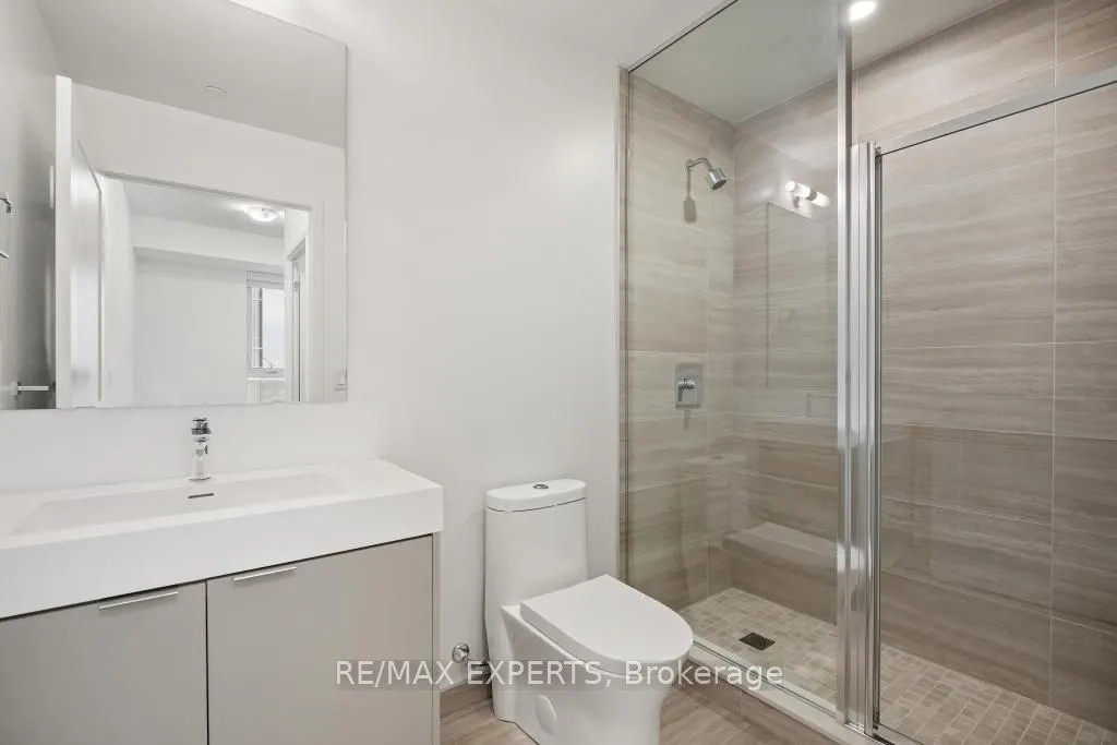 10 Abeja Street, #1414