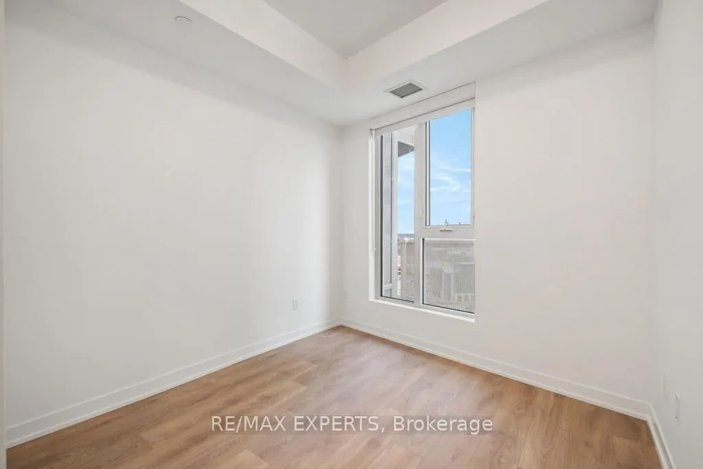 10 Abeja Street, #1414