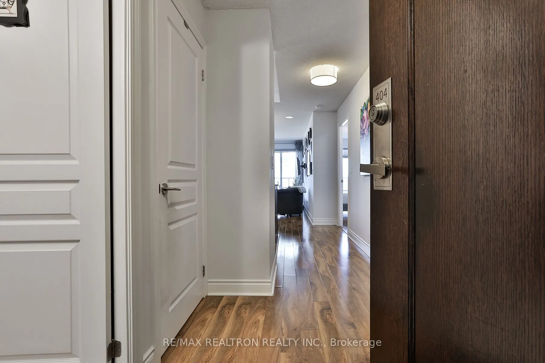 7 North Park Road, #404