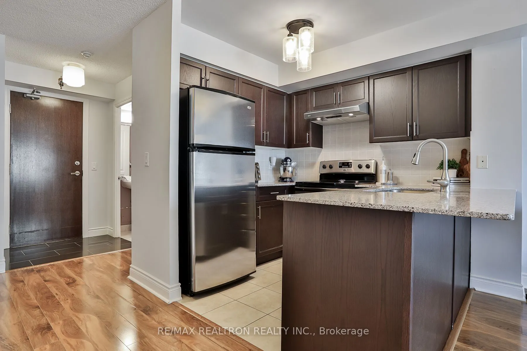 7 North Park Road, #404