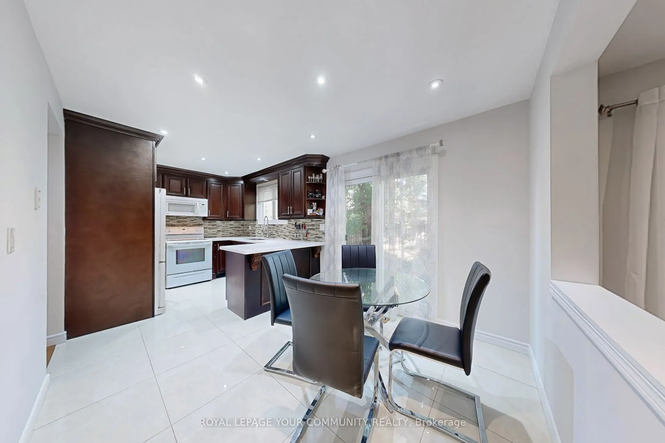 287 Manchester Drive