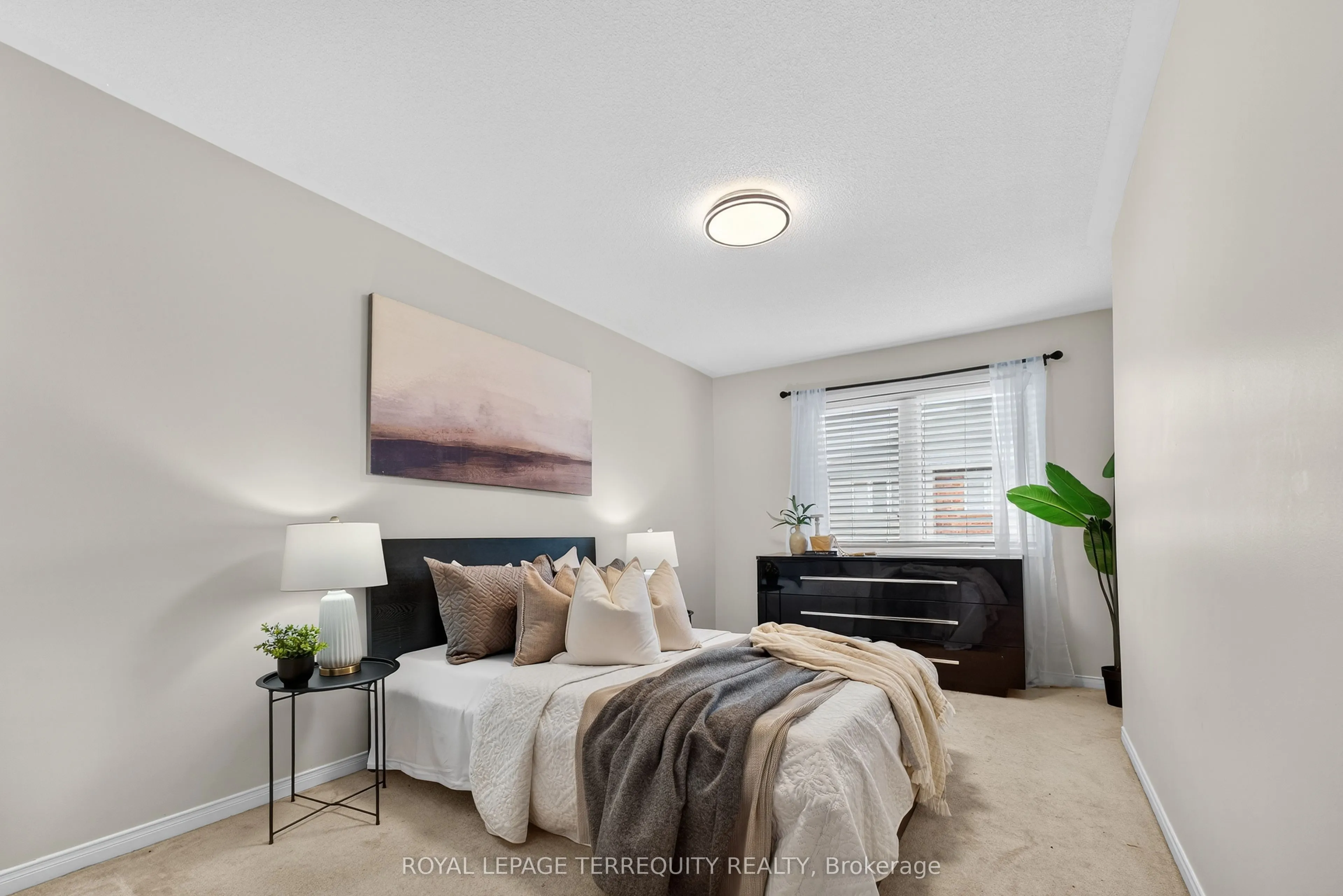 319 Penndutch Circle