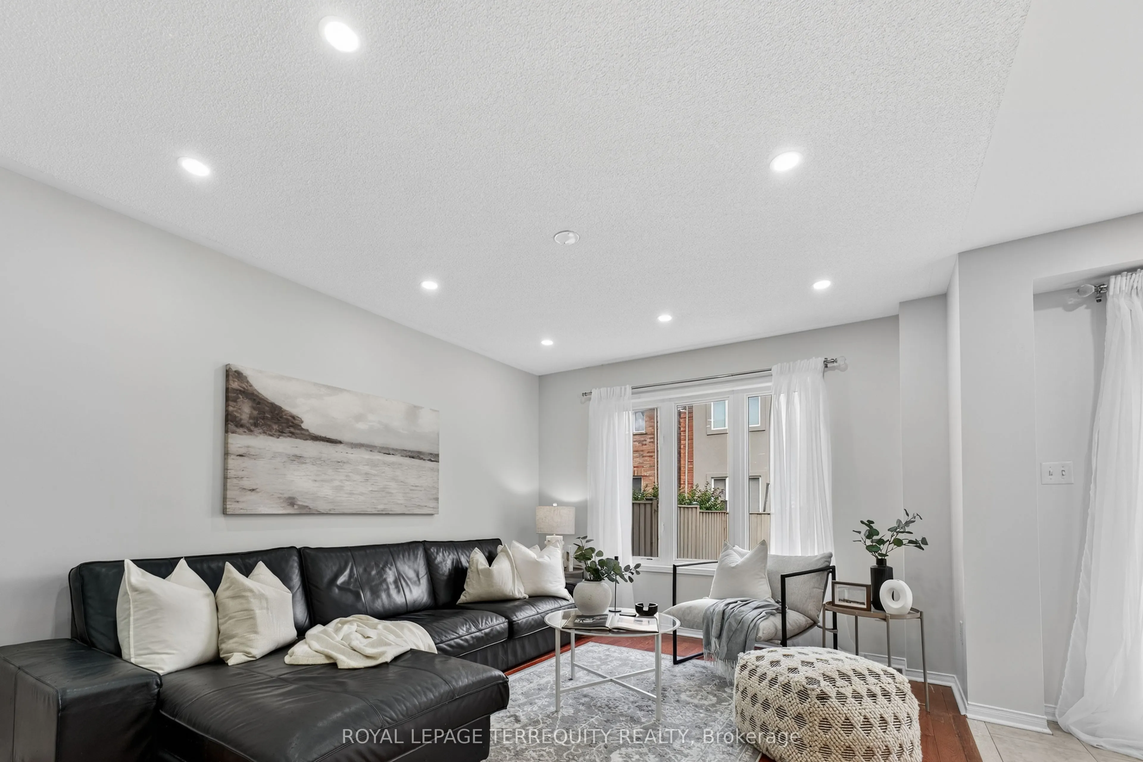 319 Penndutch Circle