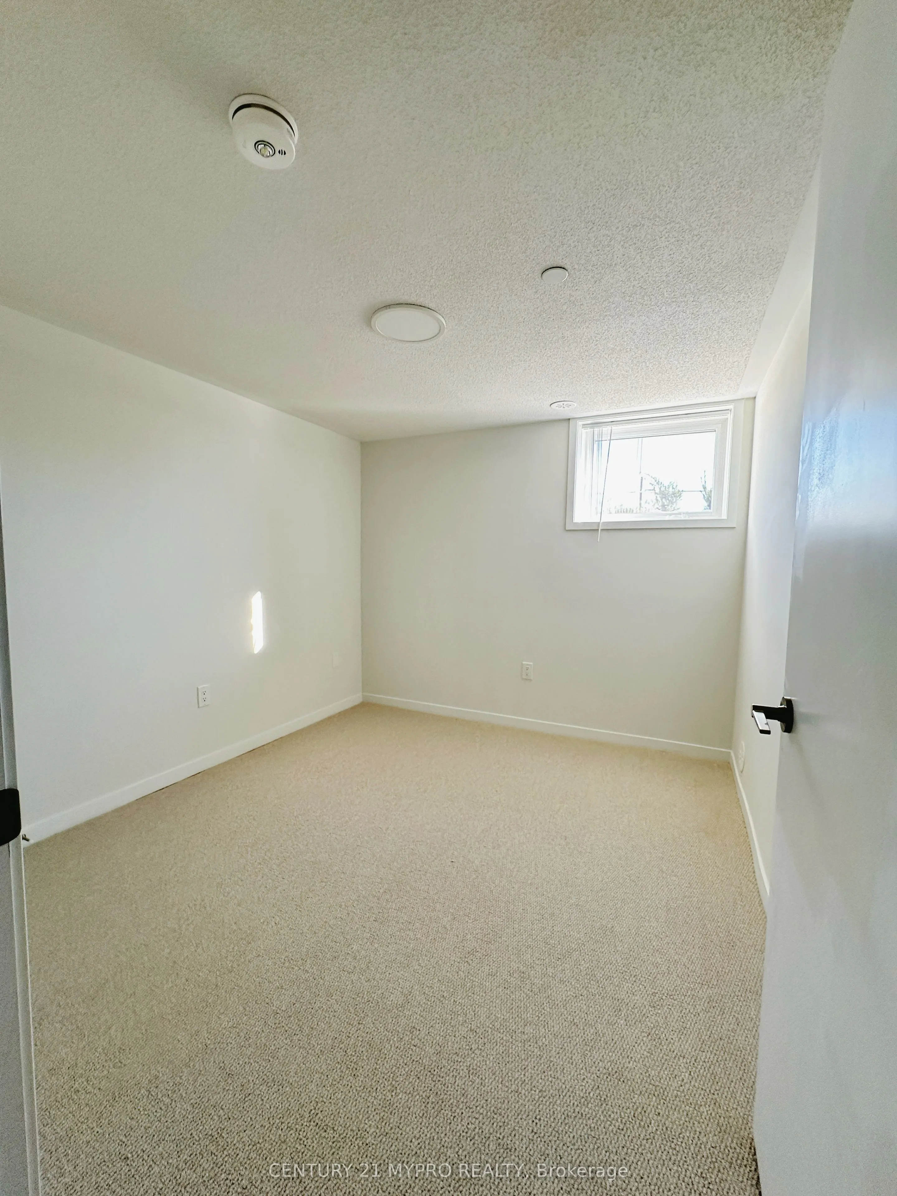 100 Honeycrisp Crescent, #TH 329