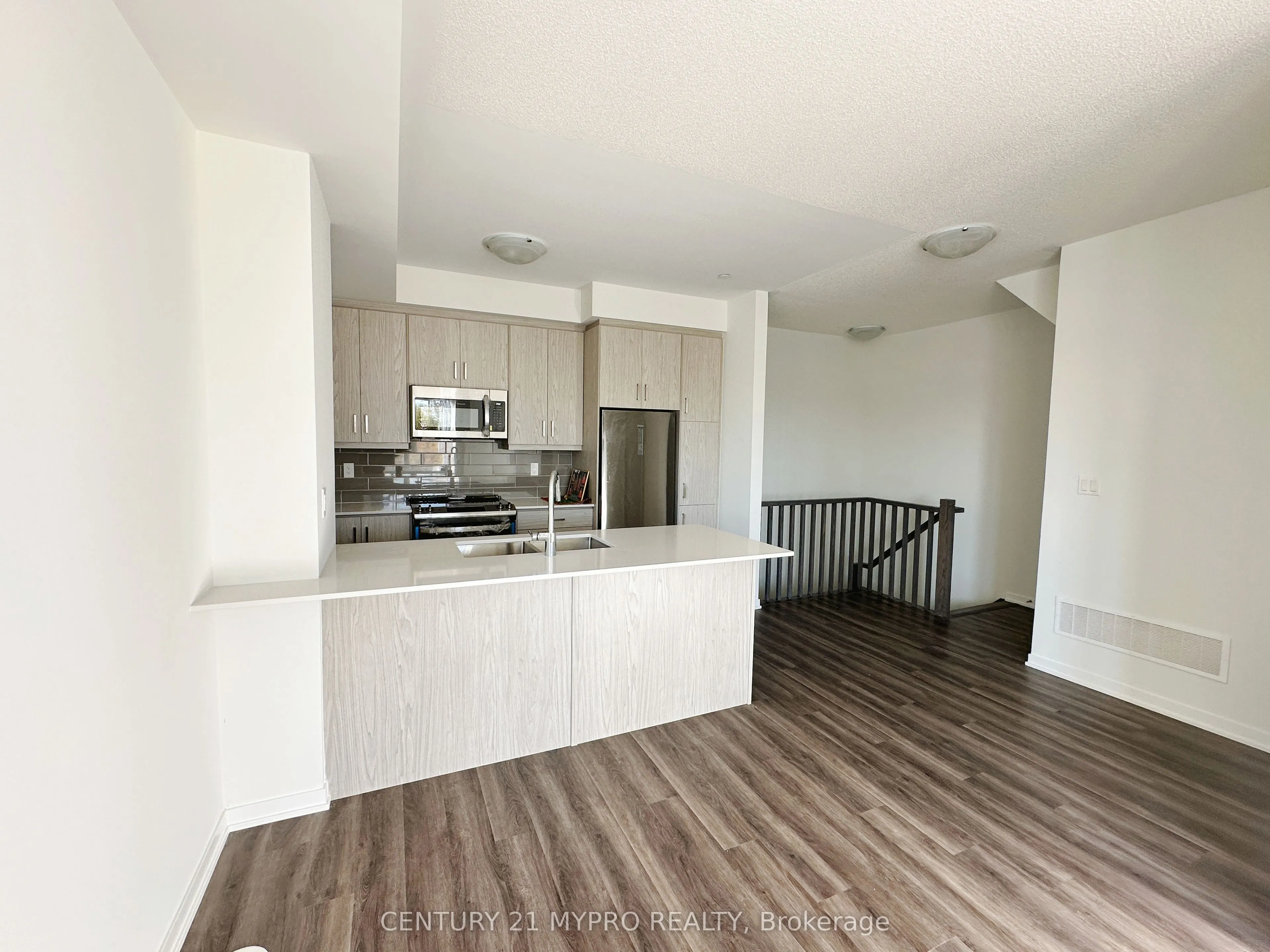 100 Honeycrisp Crescent, #TH 329