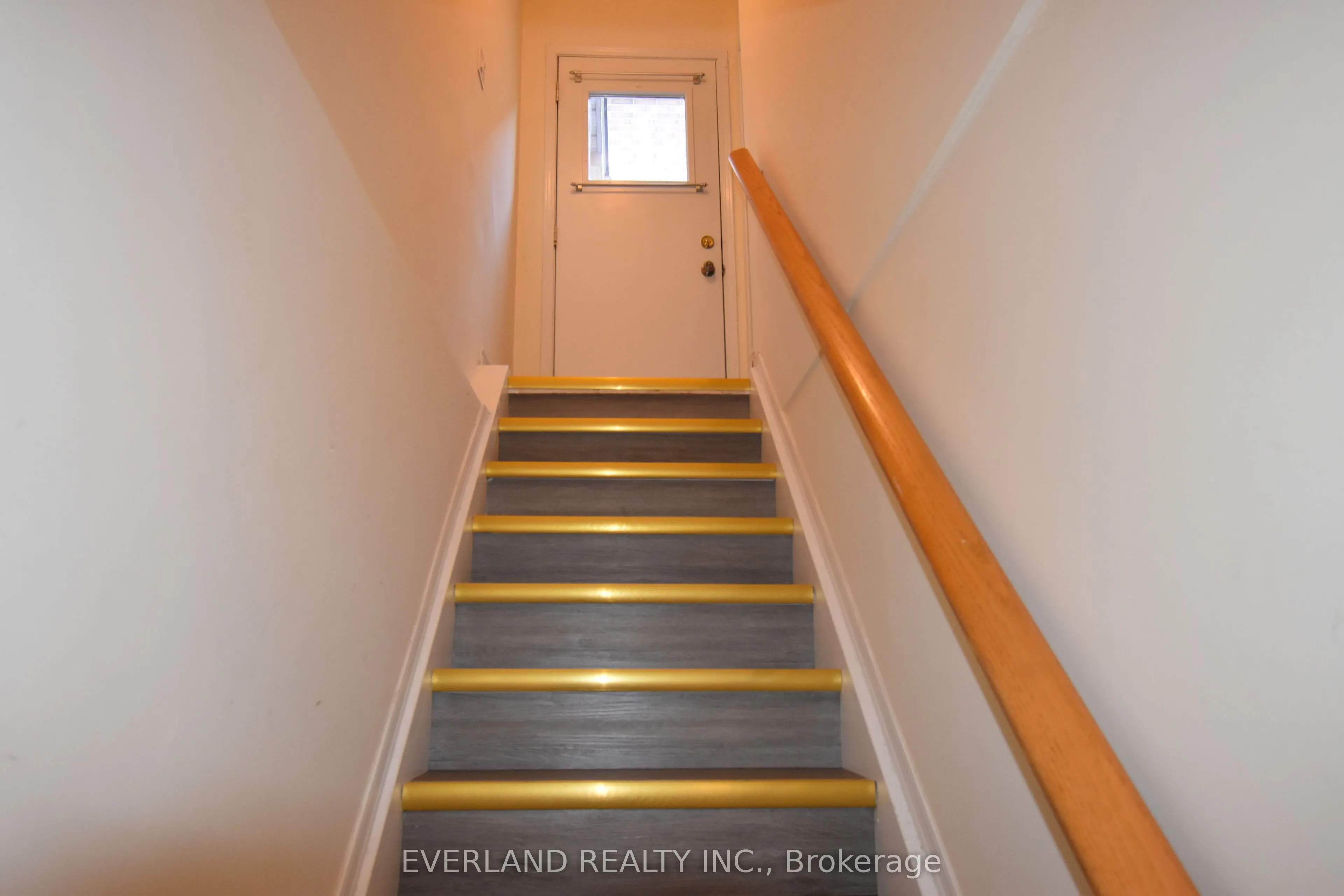 1 SHAFTSBURY Avenue E, #APT 1 BEDROOM